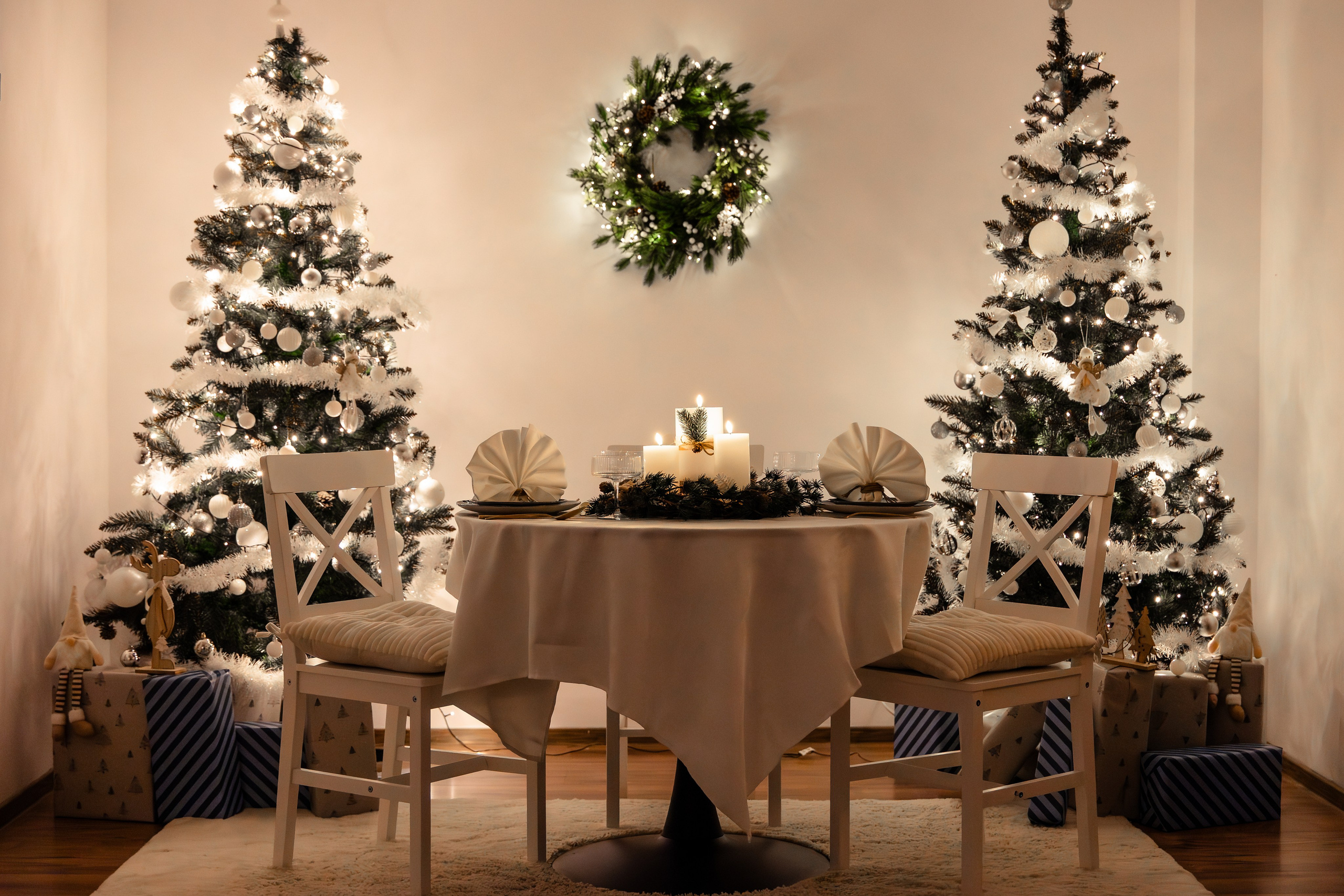 Them Artsy Studios — Ședințe Foto de Crăciun by Fulop Robert & Oana Petrea