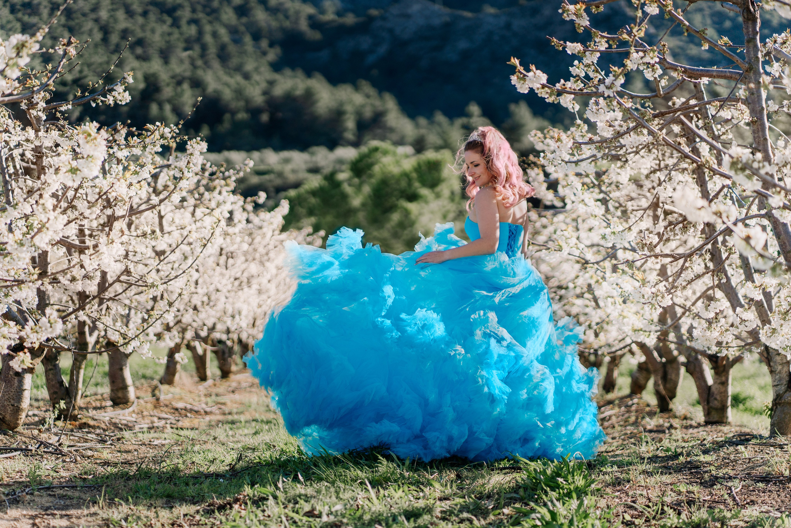 Barcelona Wow Dress Rental Luxury Photoshoot. DiaFoto — Wow Photographer in Barcelona | Premium Barcelona Photoshoot Experience