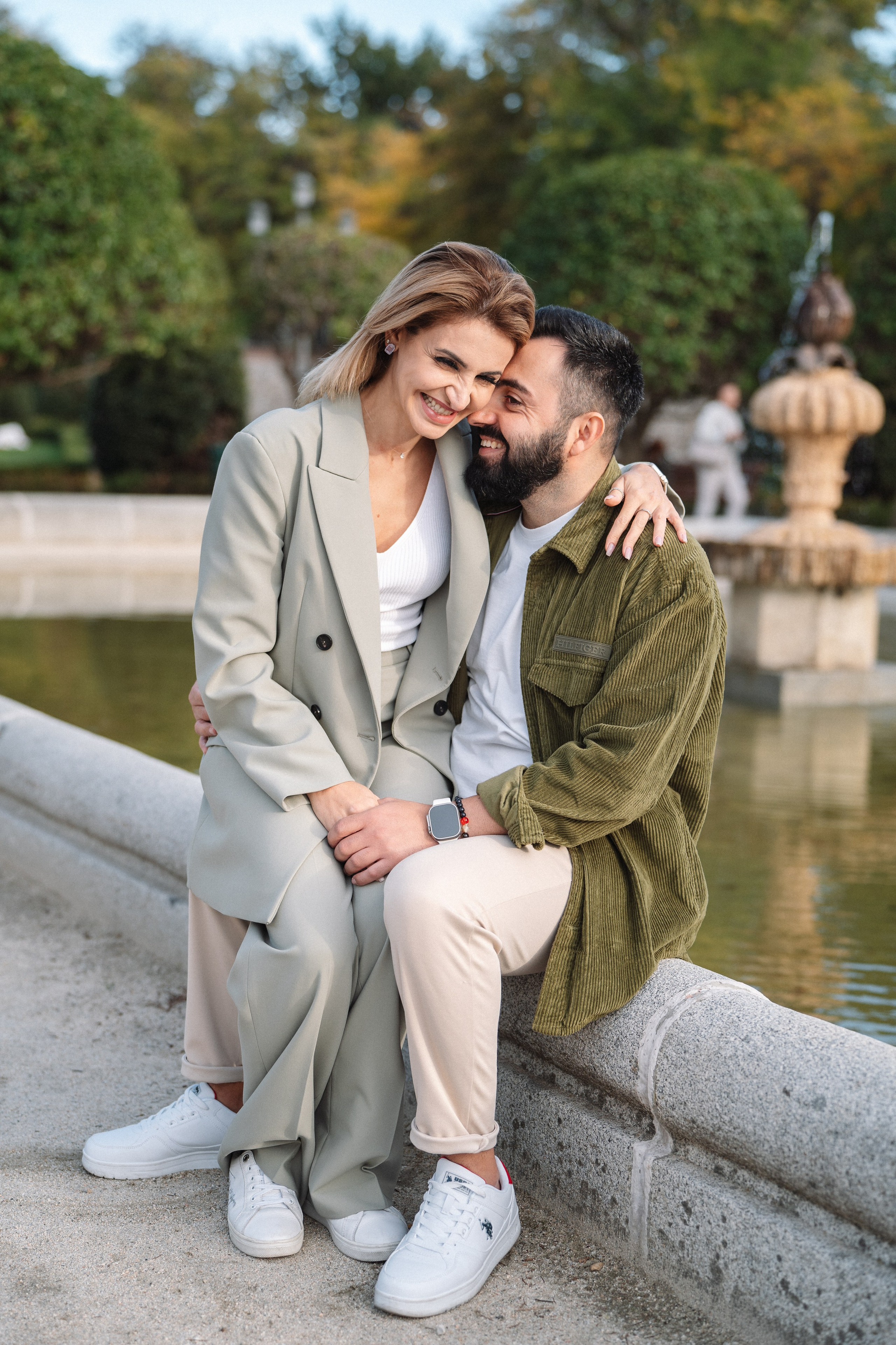 Couple photoshoot Spain. Photographer in Madrid, Spain. Alyona Belyaninova