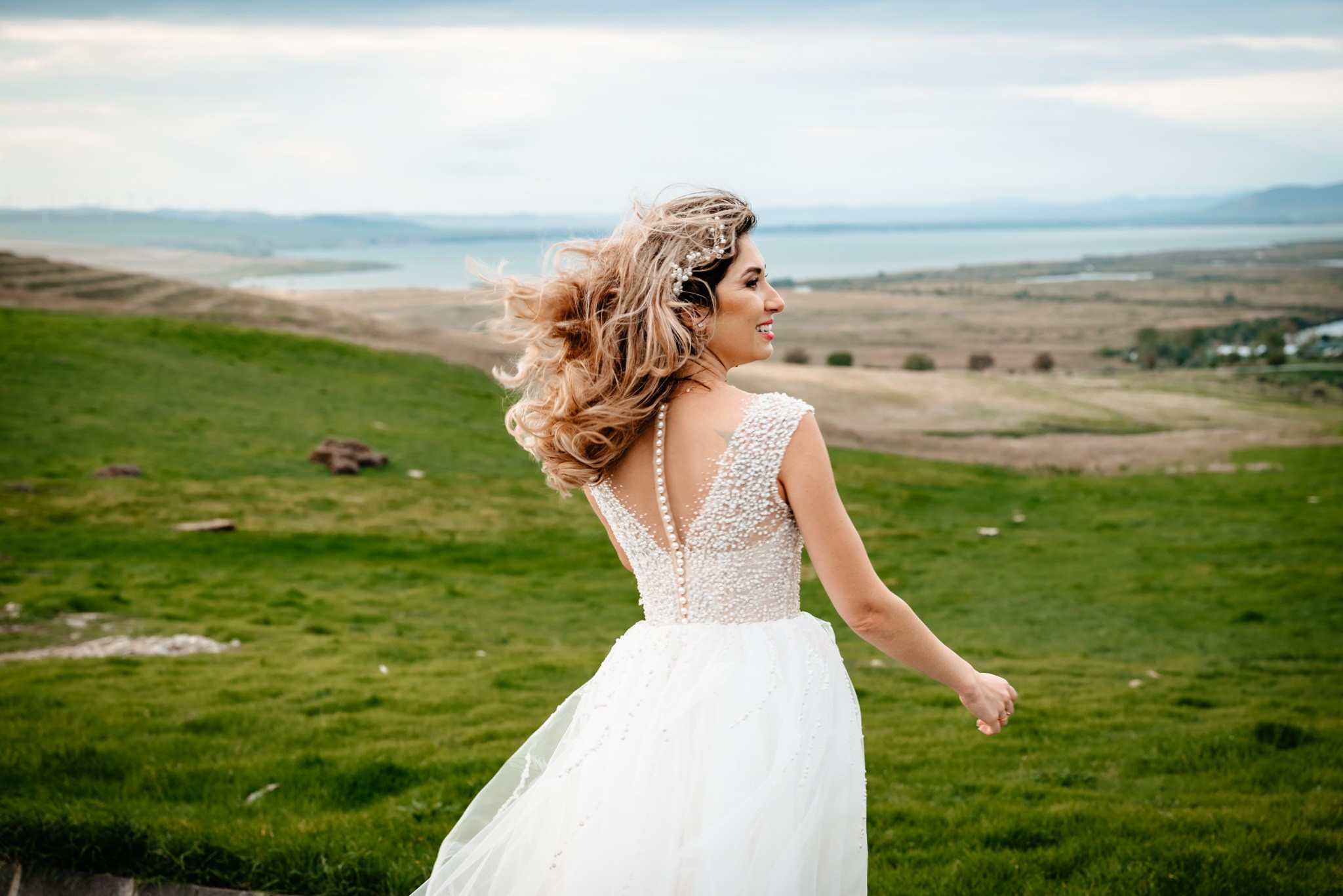 Alexandra & Robert. Www.besttalesstudio.com