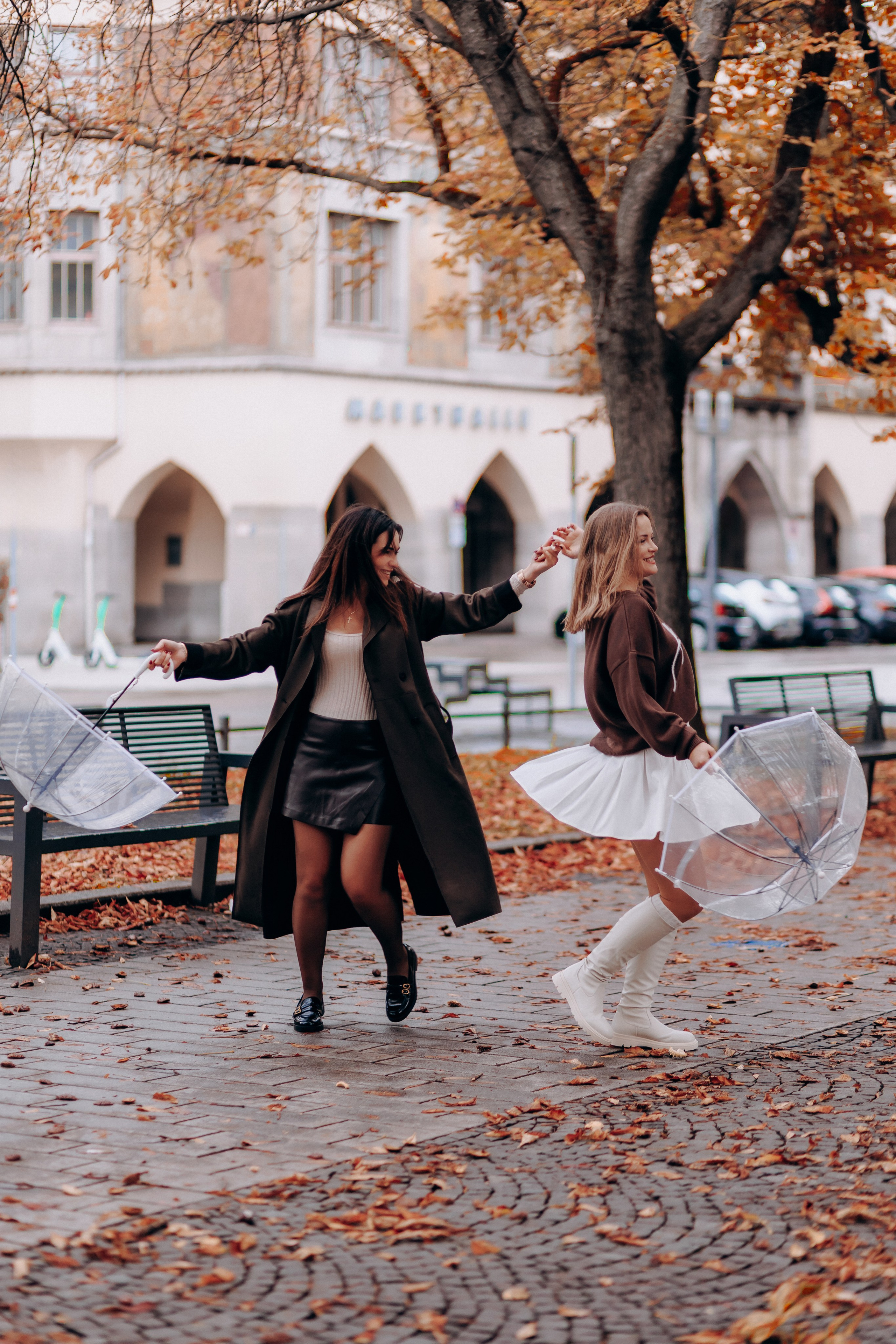 Best Friends. Wedding and Family Photograph