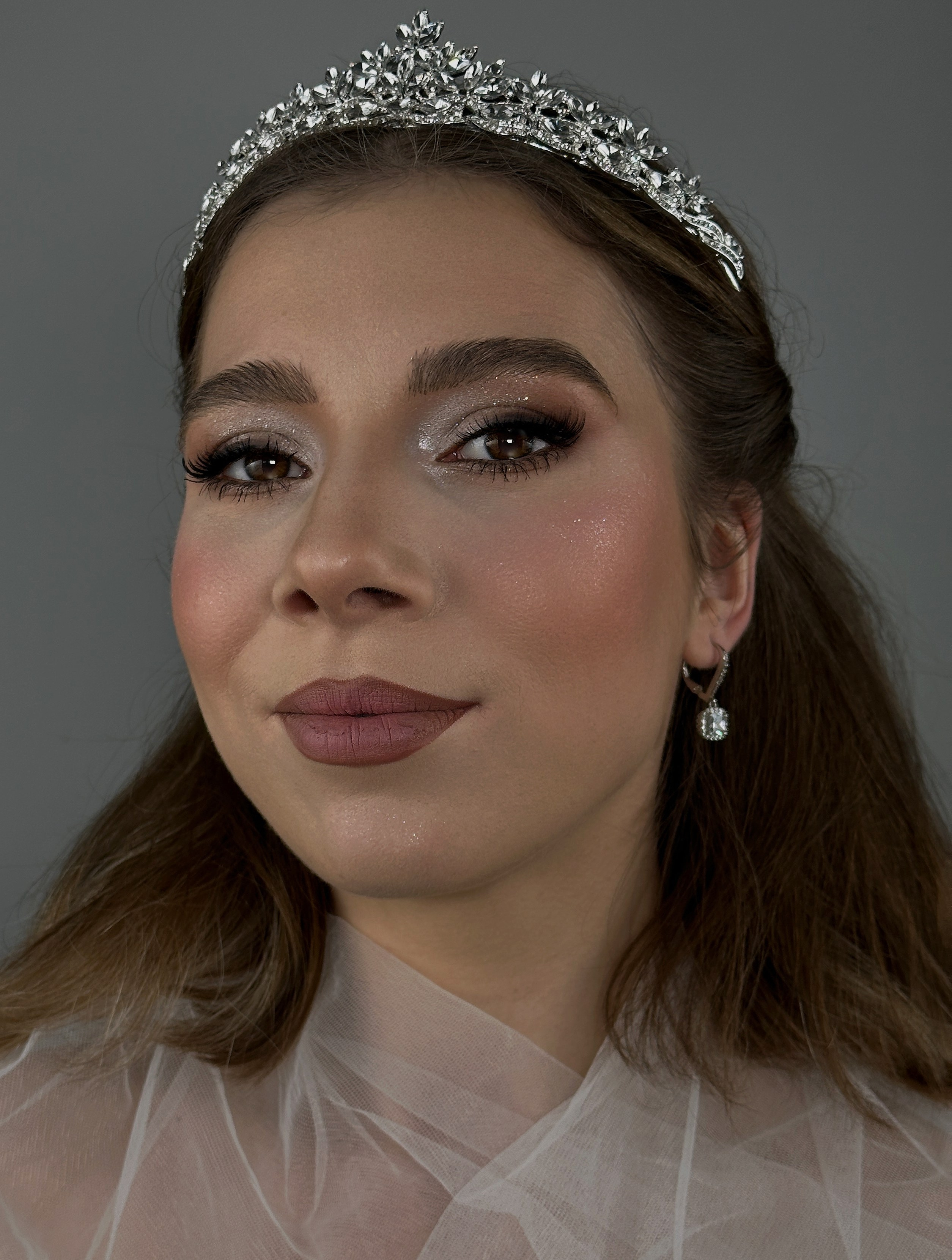 Makeup profesional Cluj-Napoca. Makeup artist, artist sprancene si laminare in Cluj-Napoca | Anca Vasilie