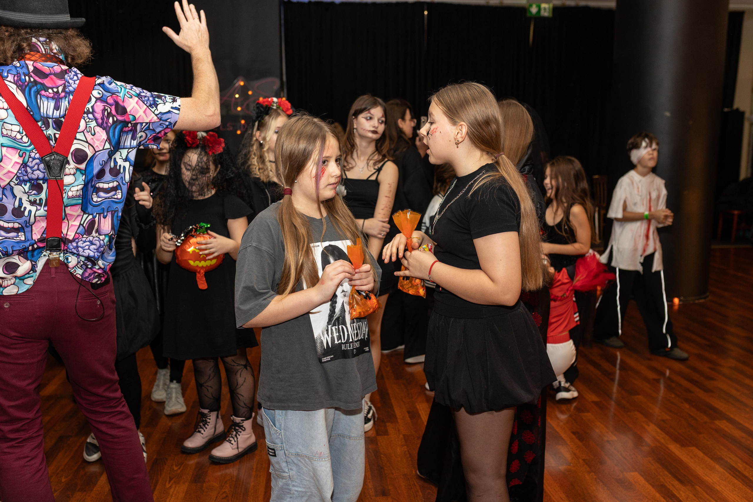 Leo dance studio Helloween 2025. Семейный и детский фотограф в Варшаве Мила Бобровская