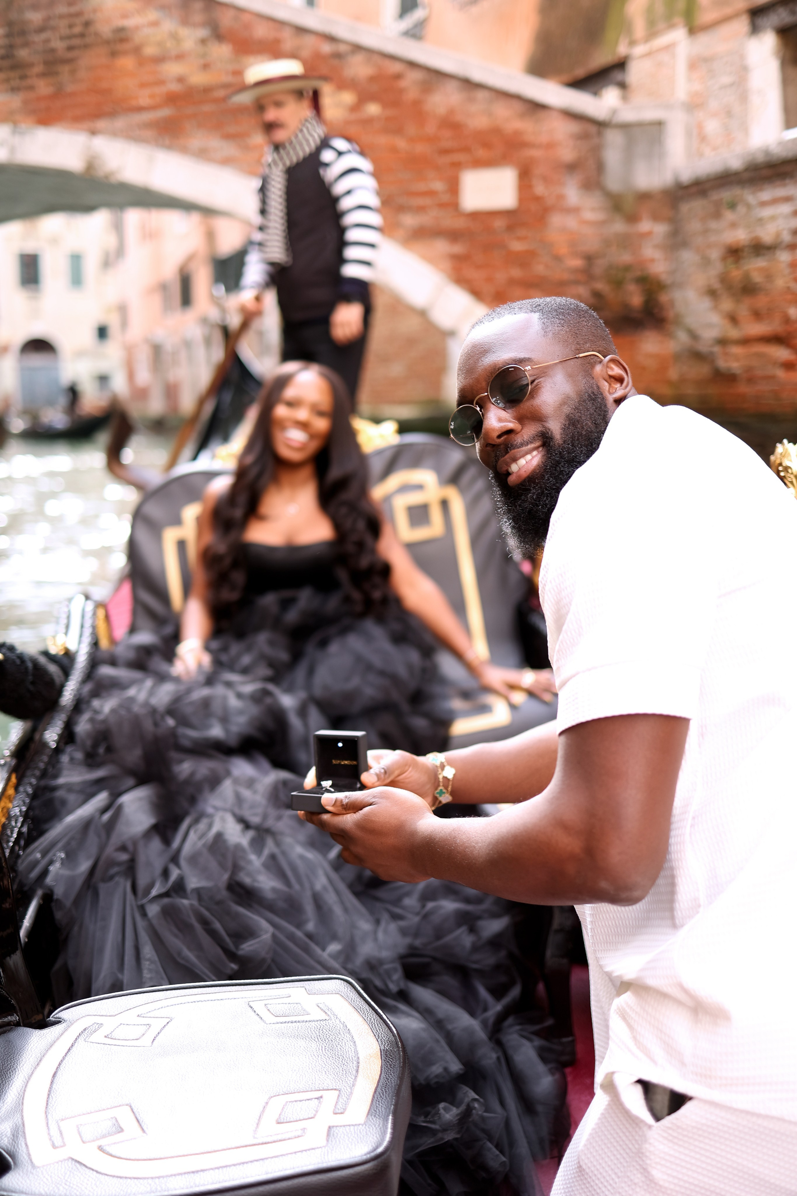 Surprise proposal on a gondola ride in Venice