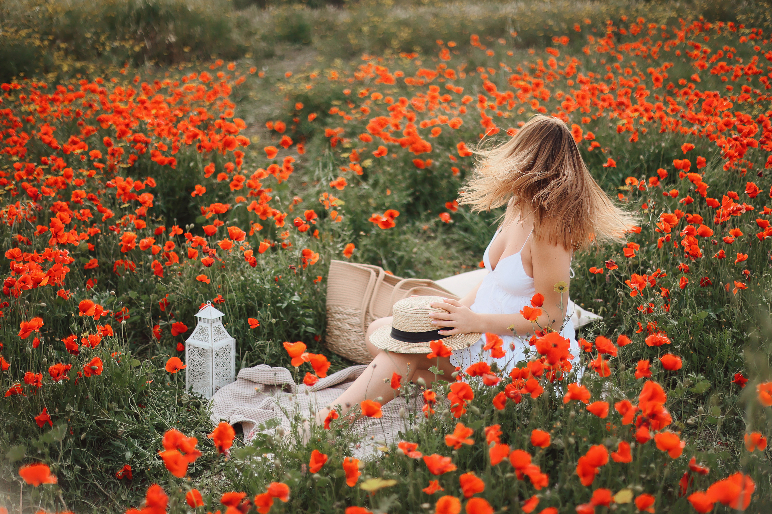 Фотосессия в маках. Апрель, 2023,. Kipriotka. Ваш фотограф на Кипре (Айя-Напа, Протарас)