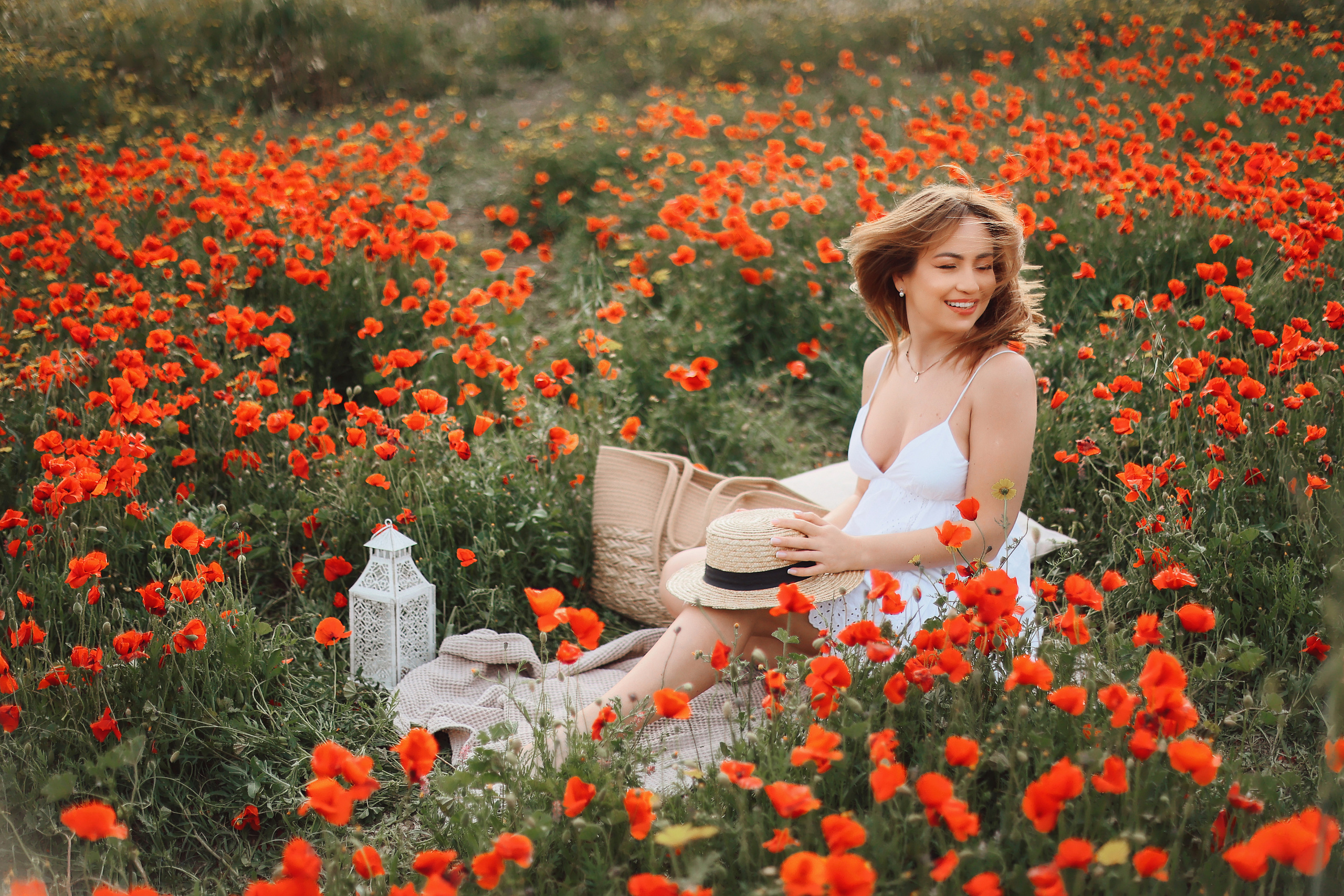 Фотосессия в маках. Апрель, 2023,. Kipriotka. Ваш фотограф на Кипре (Айя-Напа, Протарас)