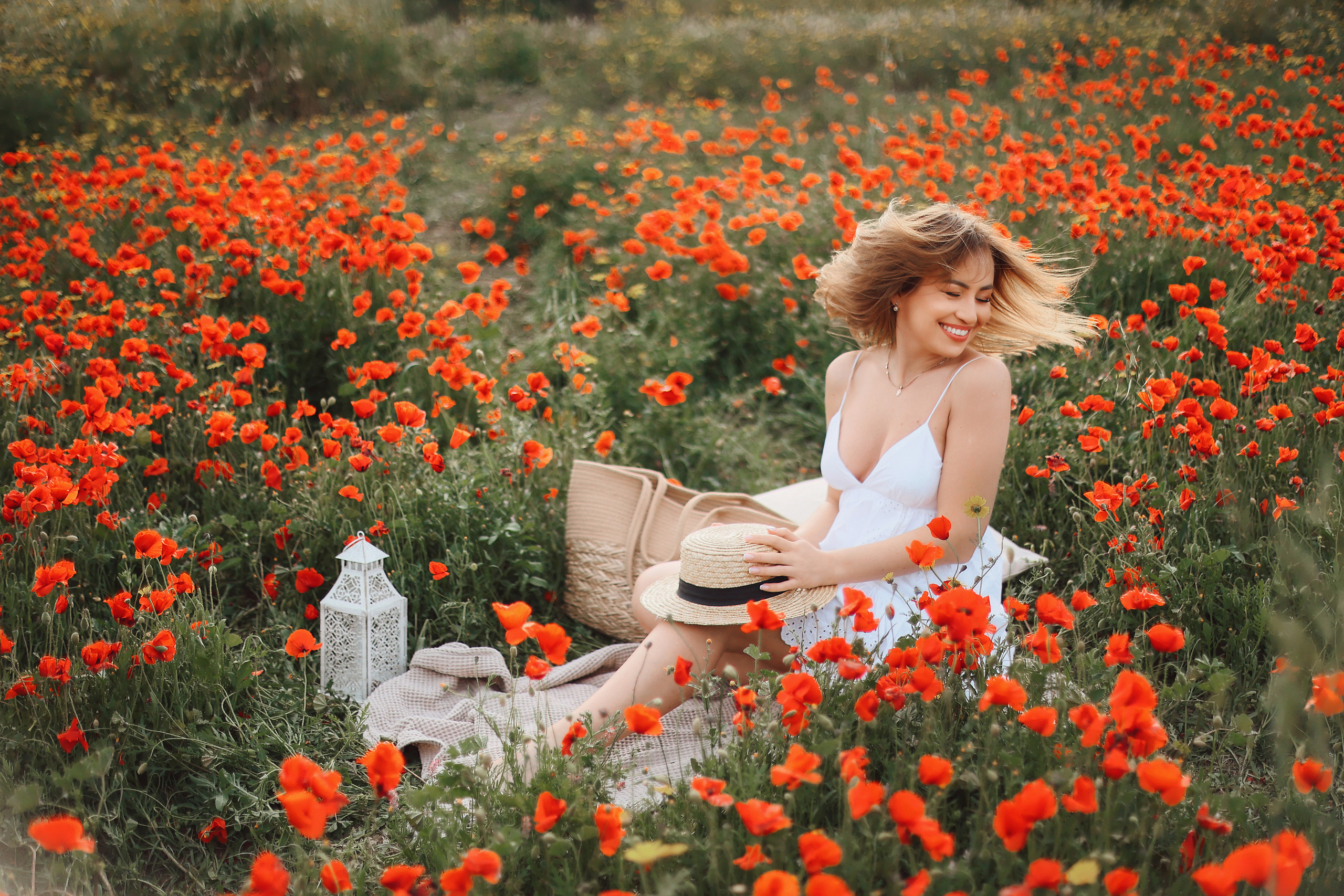 Фотосессия в маках. Апрель, 2023,. Kipriotka. Ваш фотограф на Кипре (Айя-Напа, Протарас)