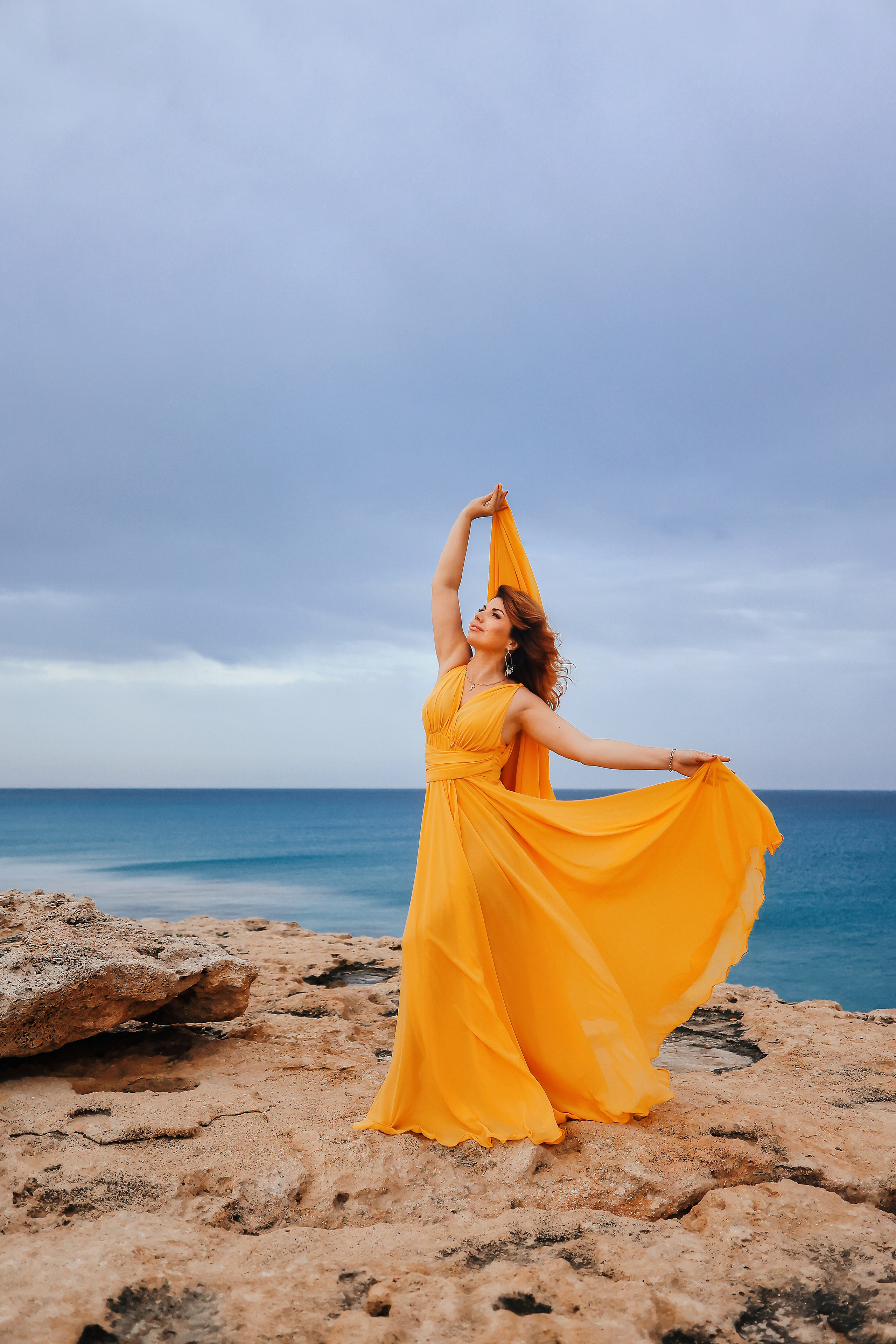 Фотосессия на Кипре в летящем платье. Март, 2023. Kipriotka. Ваш фотограф на Кипре (Айя-Напа, Протарас)
