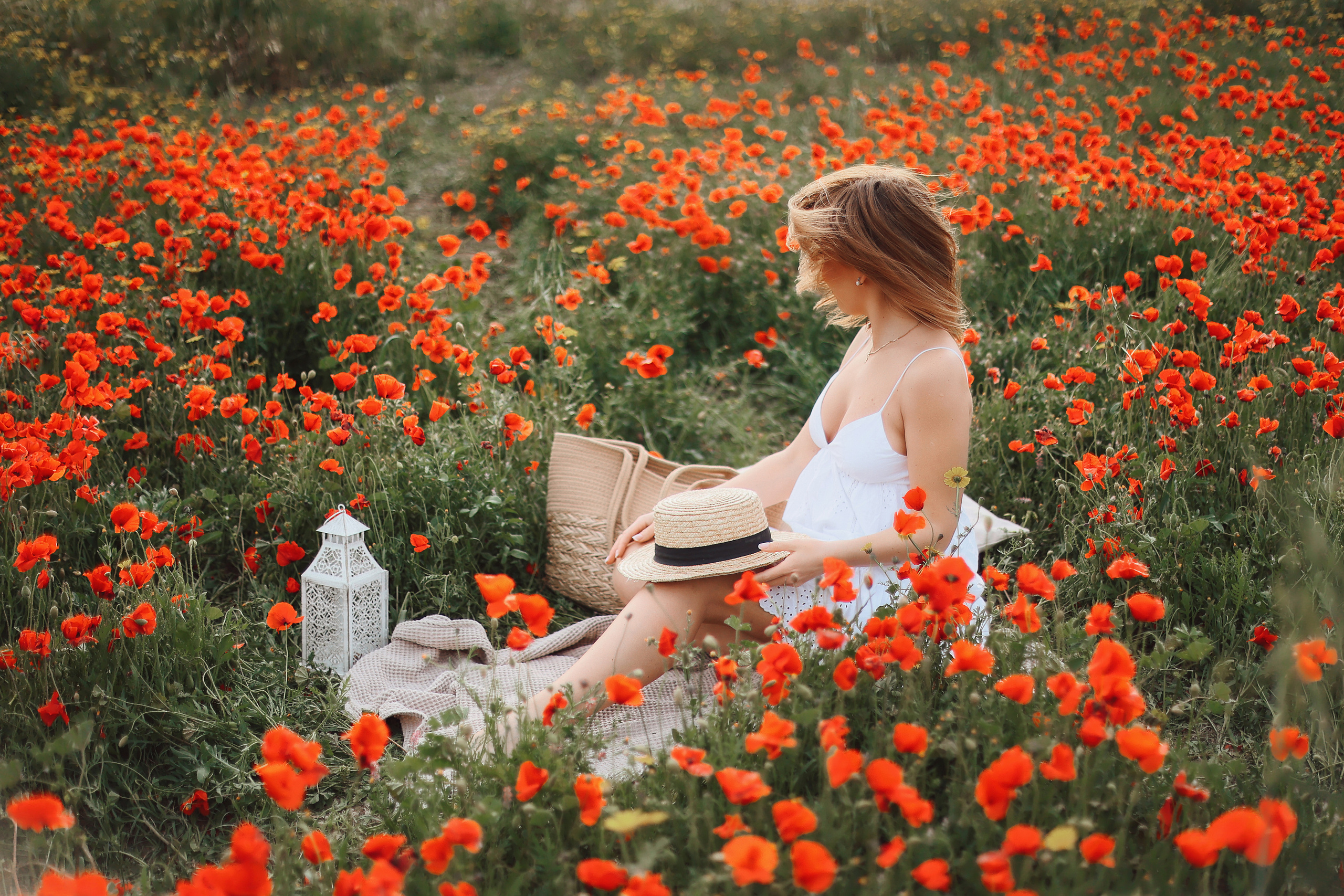 Фотосессия в маках. Апрель, 2023,. Kipriotka. Ваш фотограф на Кипре (Айя-Напа, Протарас)