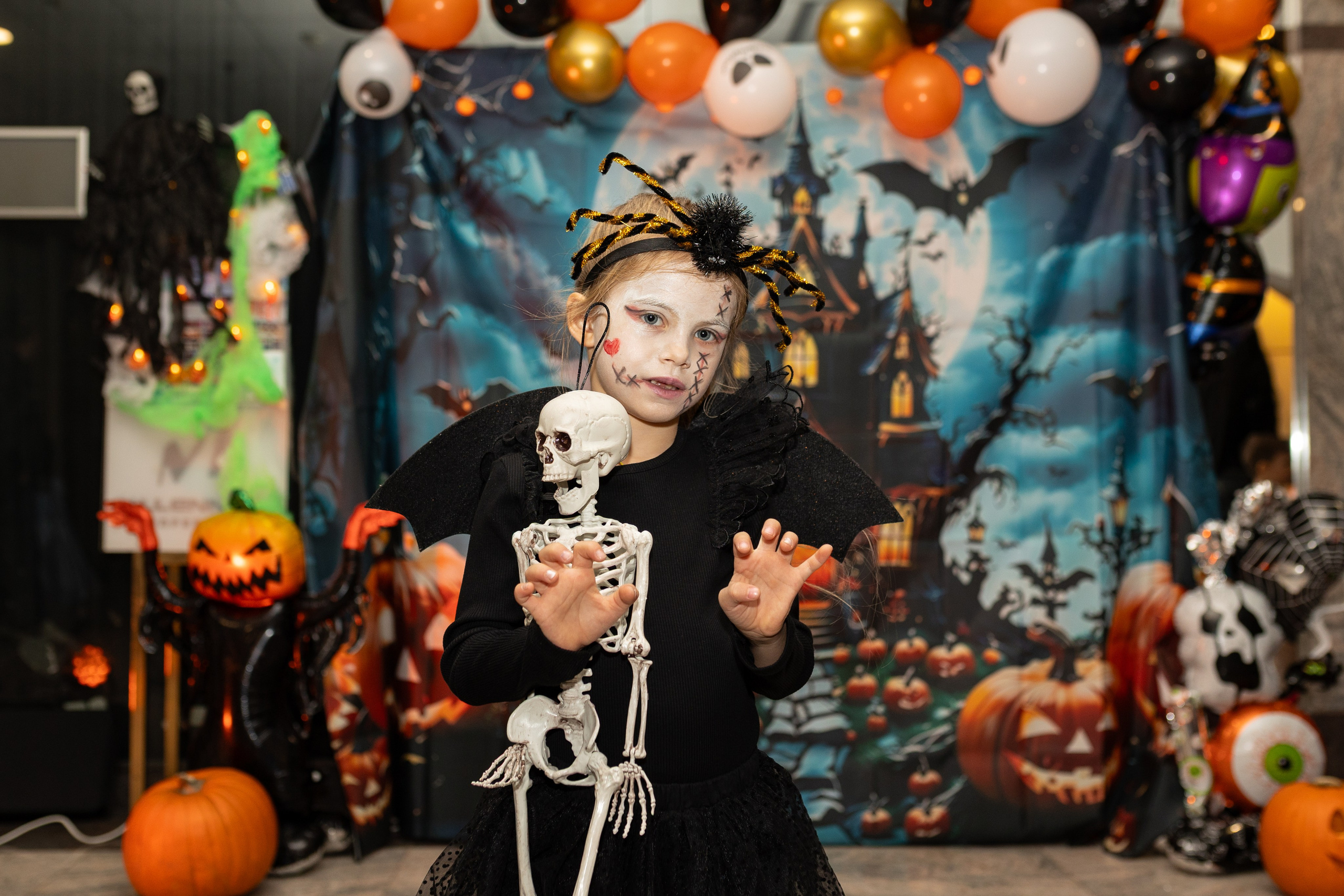 Leo dance studio Helloween 2025. Семейный и детский фотограф в Варшаве Мила Бобровская