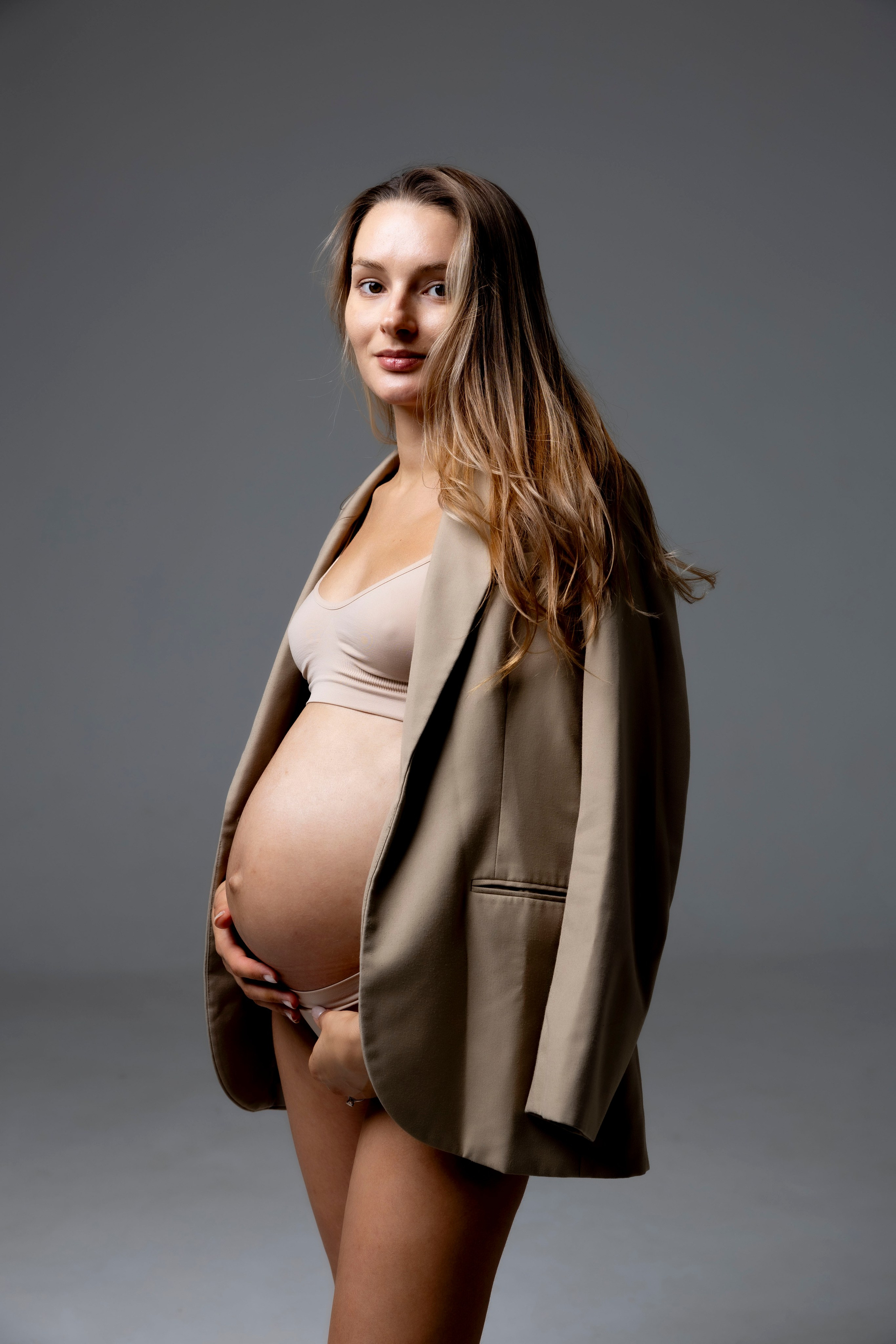 Pregnancy. Fotograf de Familie Avram Vlada Photo Chisinau