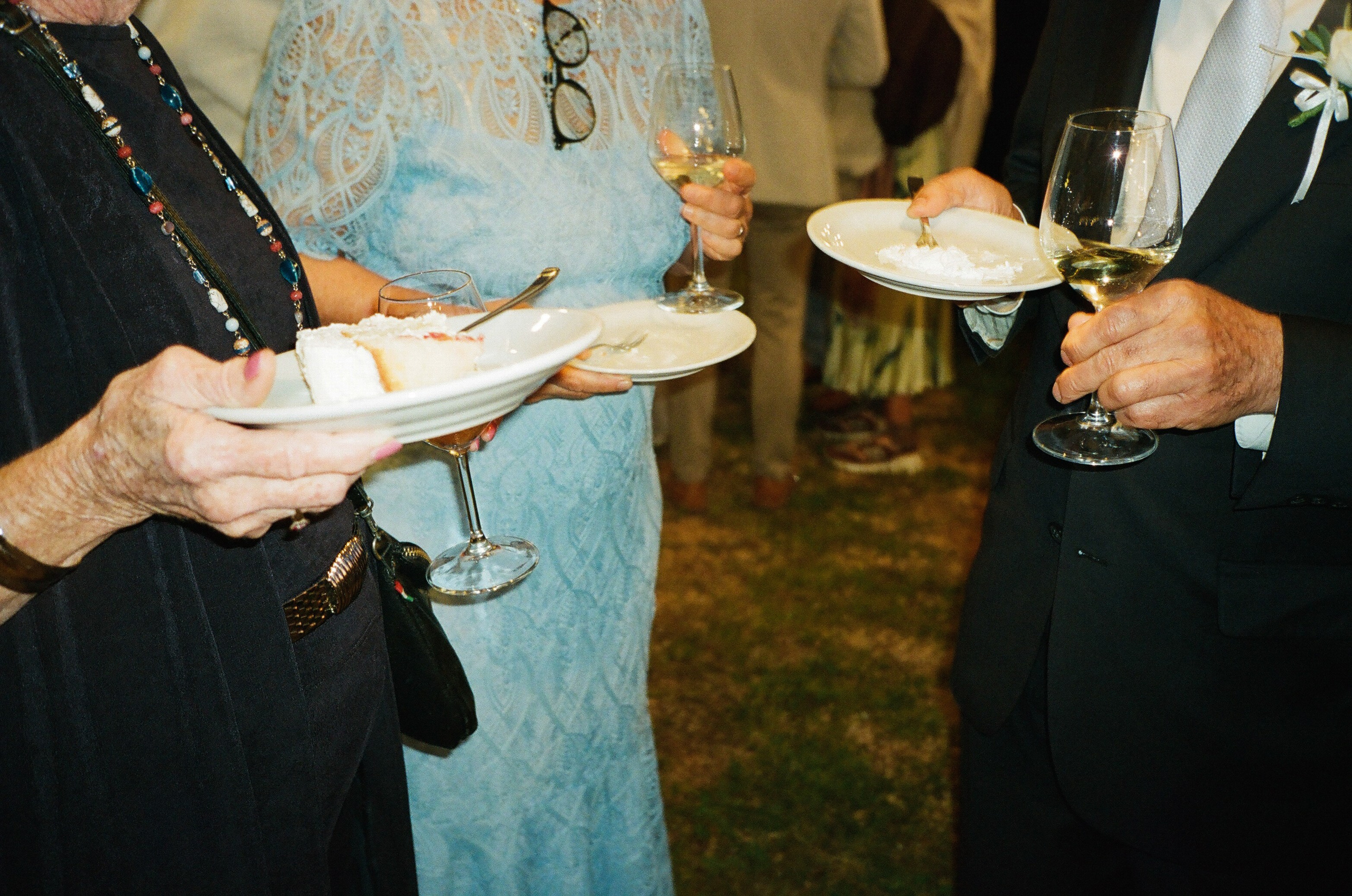 Stephanie & Christian film photos. Wedding photographer Italy