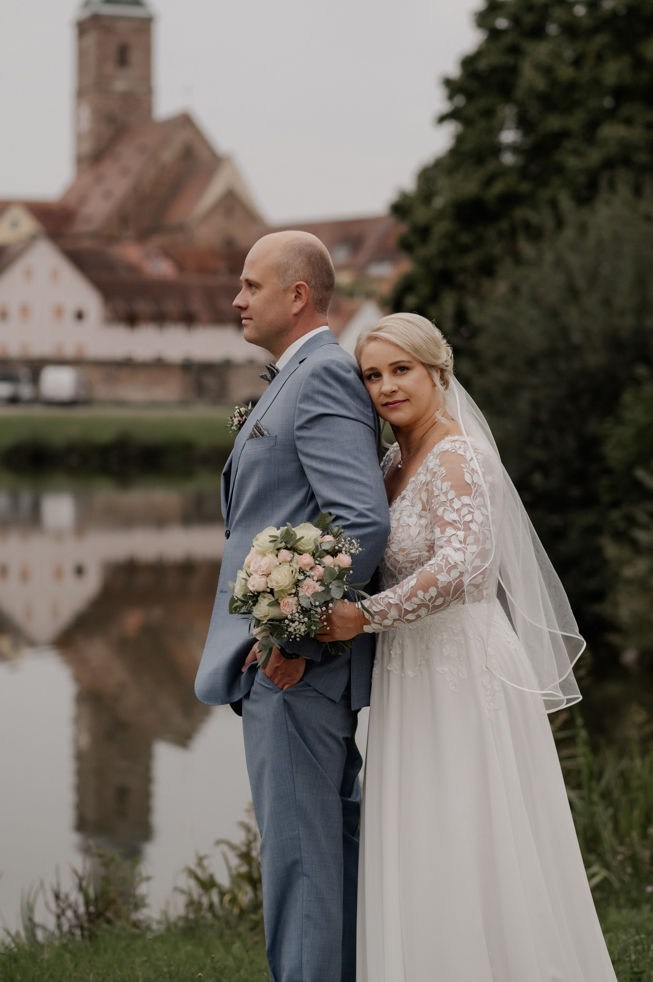 PRE-WEDDING IN WOLFRAMS-ESCHENBACH. Photographer in Nuremberg Irina Mehnert from Ansbach