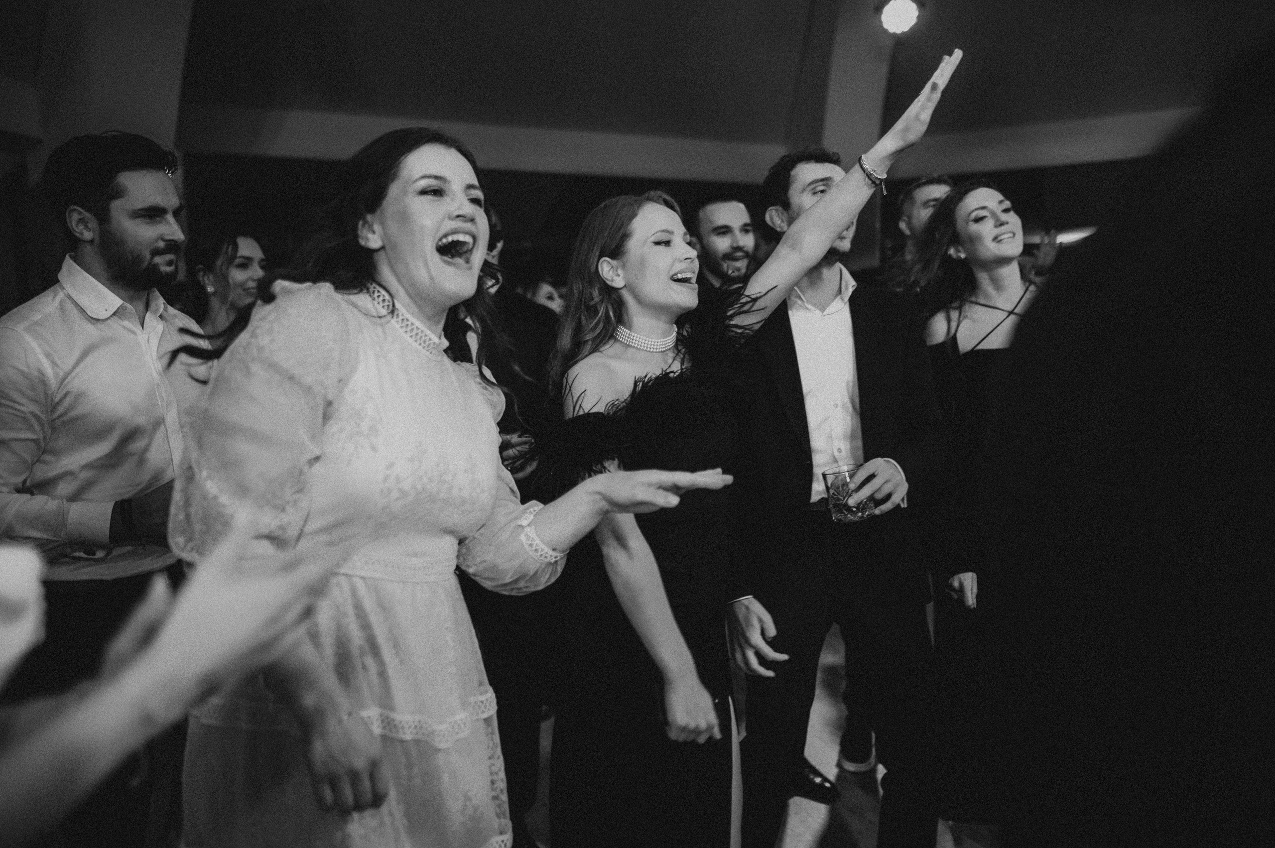 Nunta in Octombrie, in culorile toamnei , la Elysium , Iasi. Proud Vision Weddings | Wedding Photography & Film — Servicii profesionale Foto Video Nunta Iasi