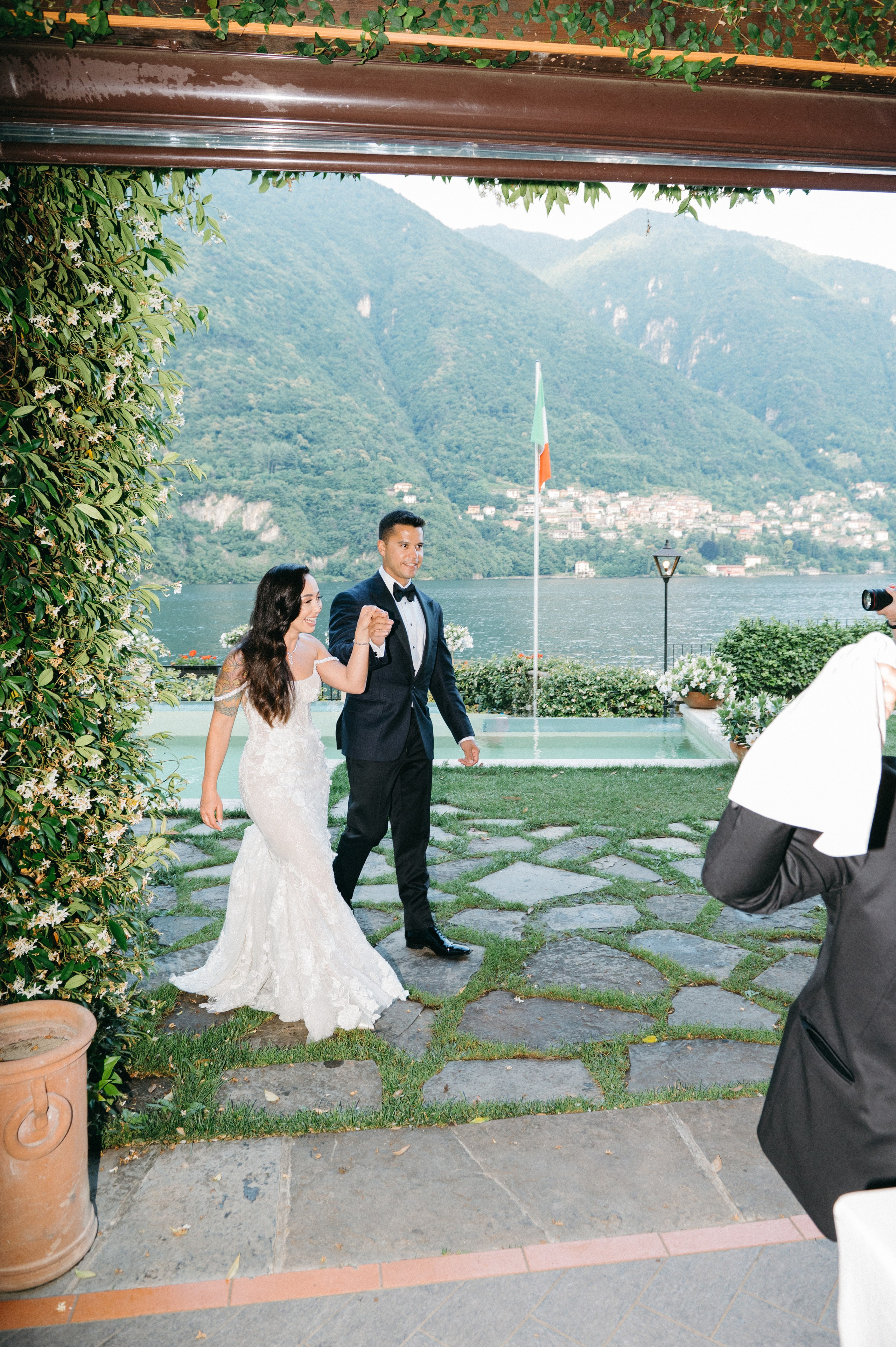 Lake Como wedding. Lake Como Photographer — Proposal | Wedding | Elopement