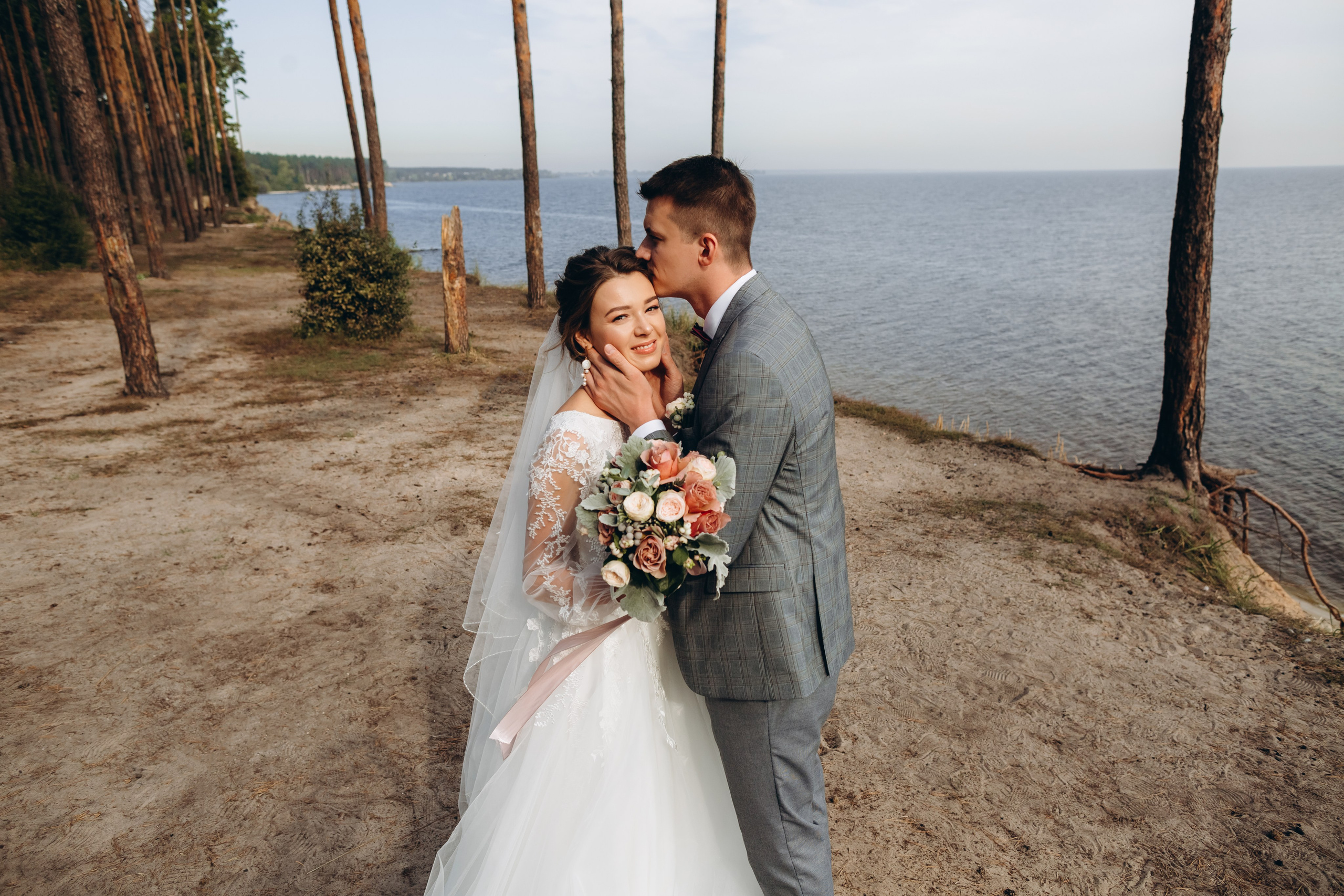 Viktor & Julia. Wedding and Family Photograph