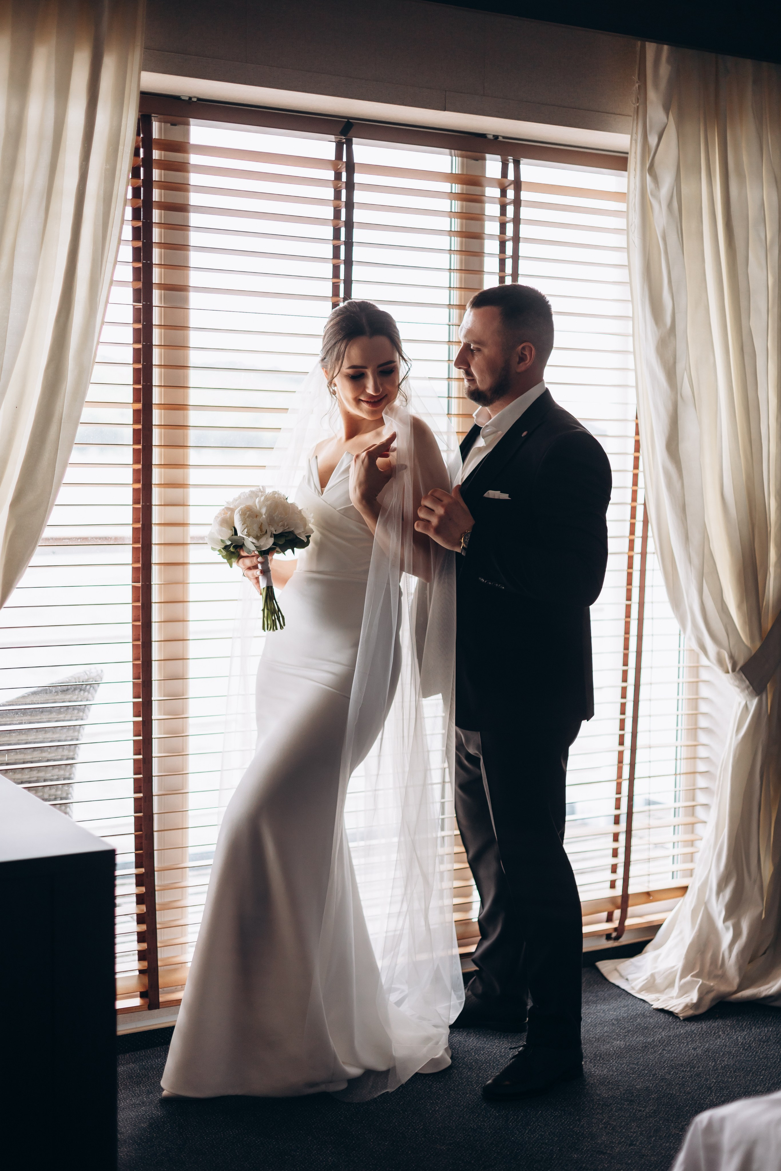 White Wedding. Wedding and Family Photograph