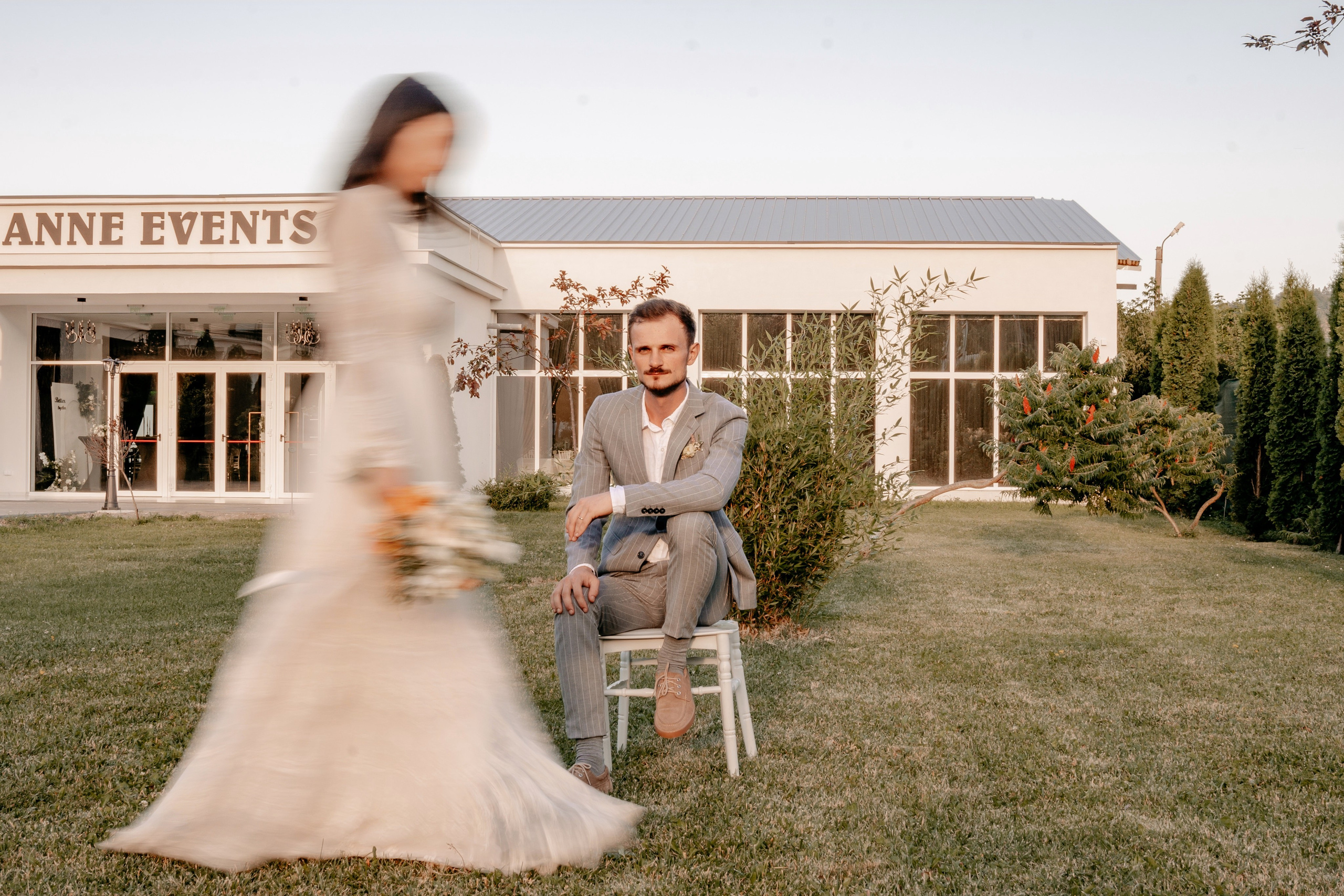 Nunta la The Gate (Darmanesti. Bacau). Raw Studio. Fotograful tau de nunta!