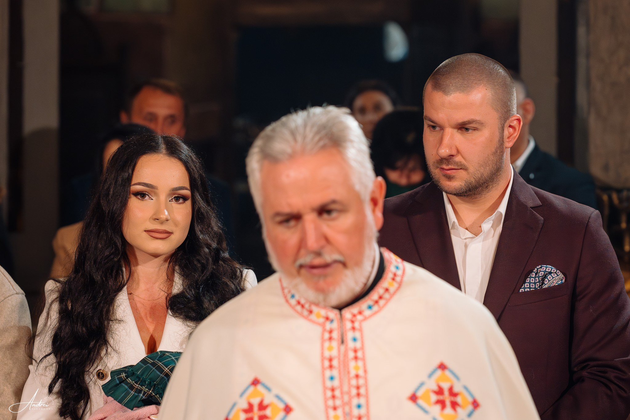 Eva Ioana. Raw Studio. Fotograful tau de nunta!