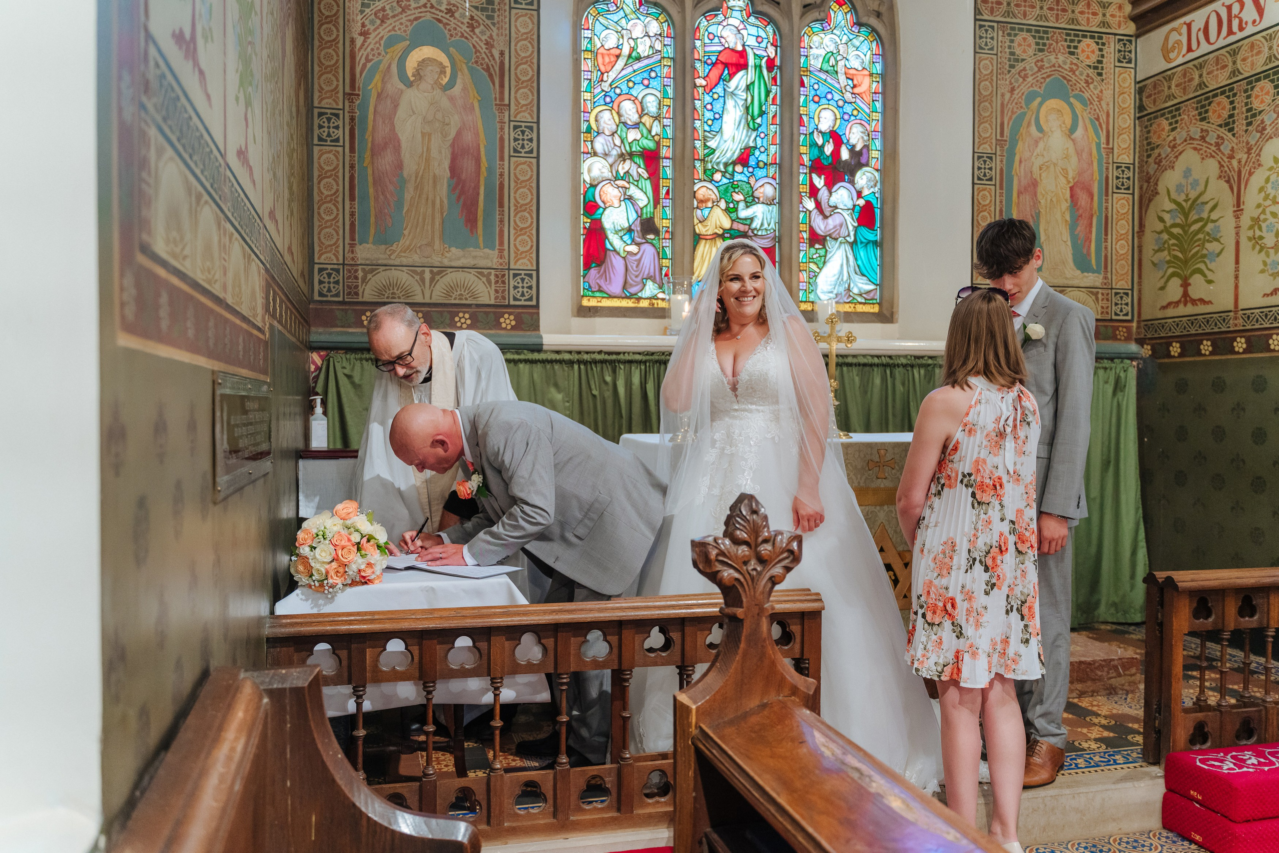 Wedding at Bird Hills Golf Centre. Photographer in England Ekaterina Romanova