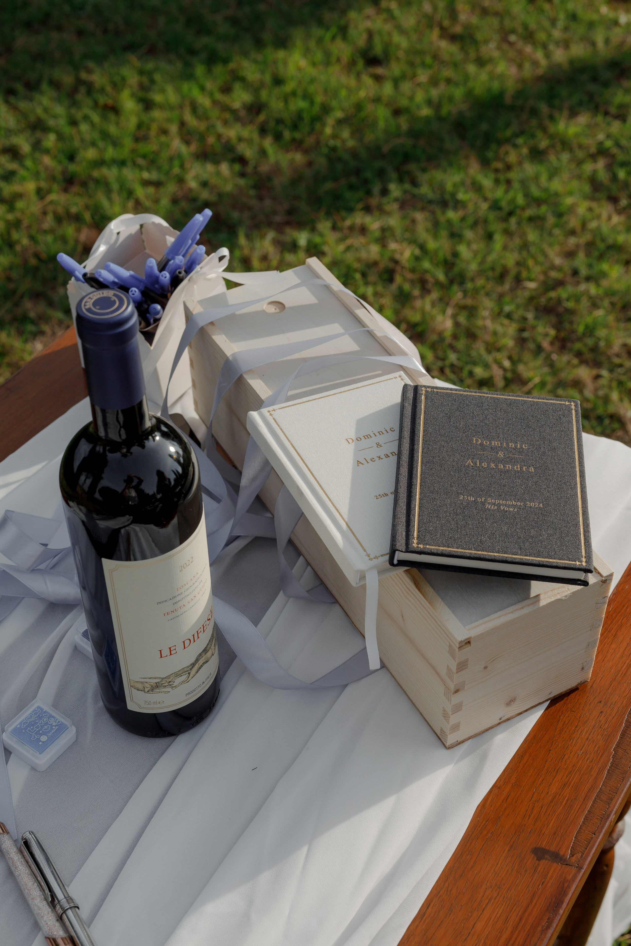 Dom&Ally. Wedding photographer Italy