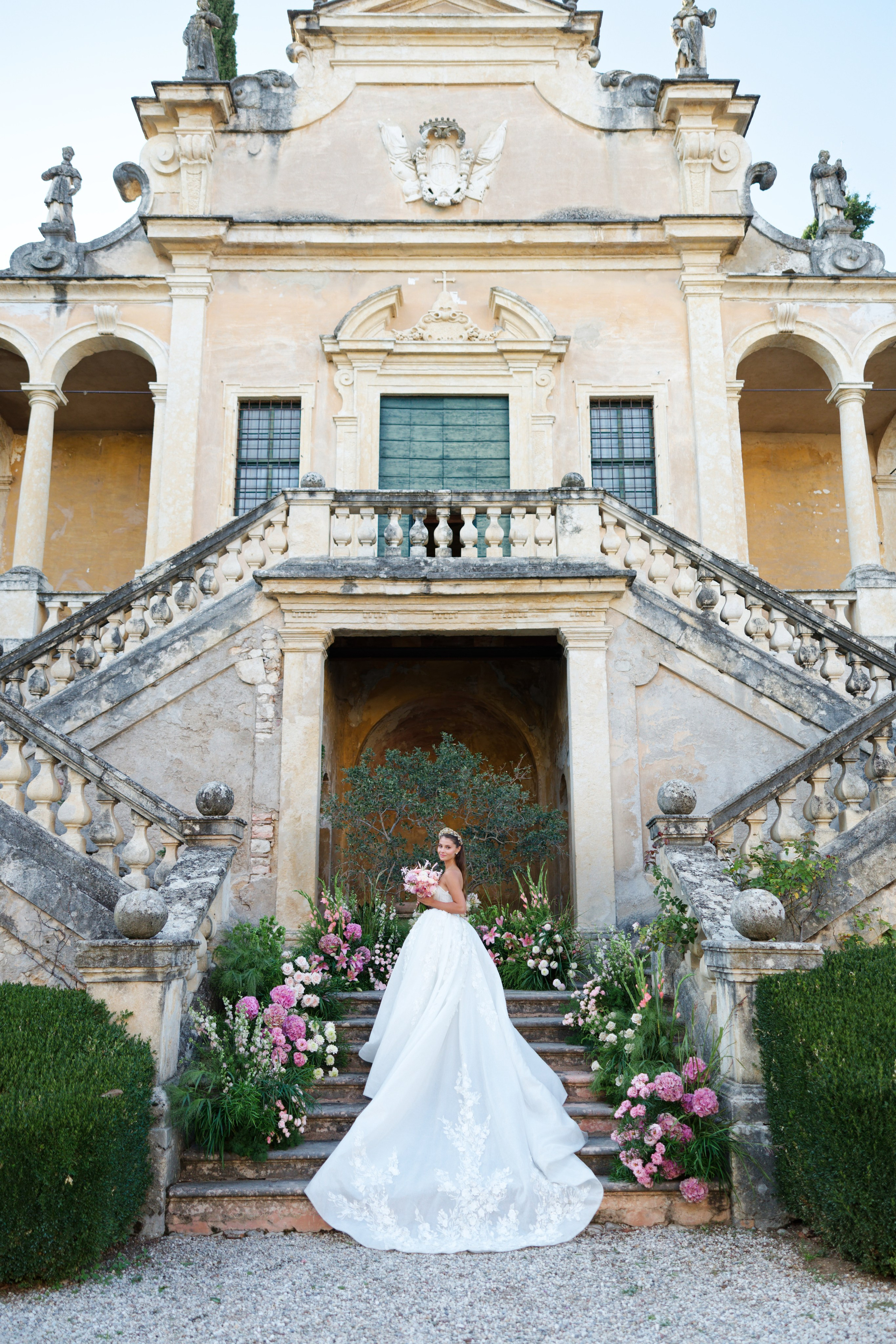 Wedding editorial at Villa Arvedi, Verona, Italy