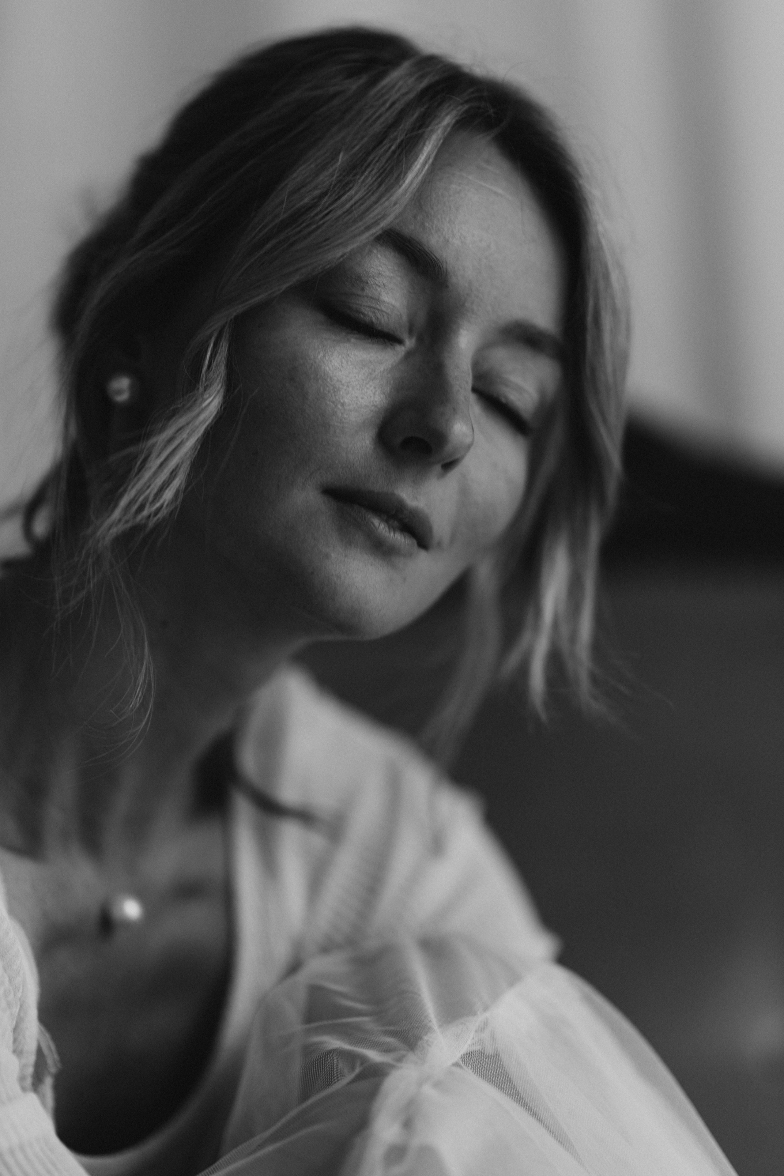 Olga. Wedding and portrait photographer in Helsinki Vickan O