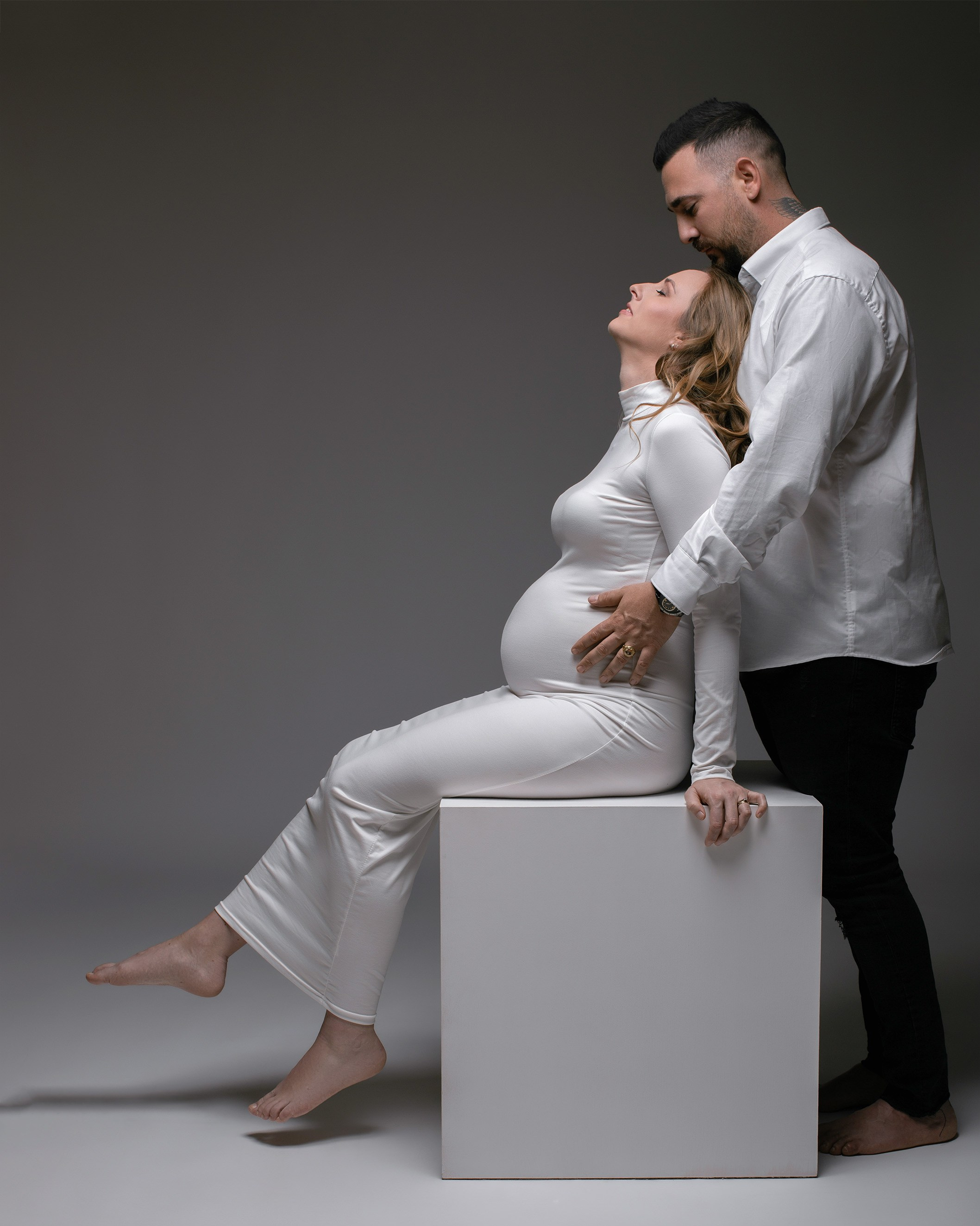 Sesiones de fotografía de Embarazo y Maternidad en Estudio y Exteriores , Sesiones de  Embarazo y Maternidad con pareja