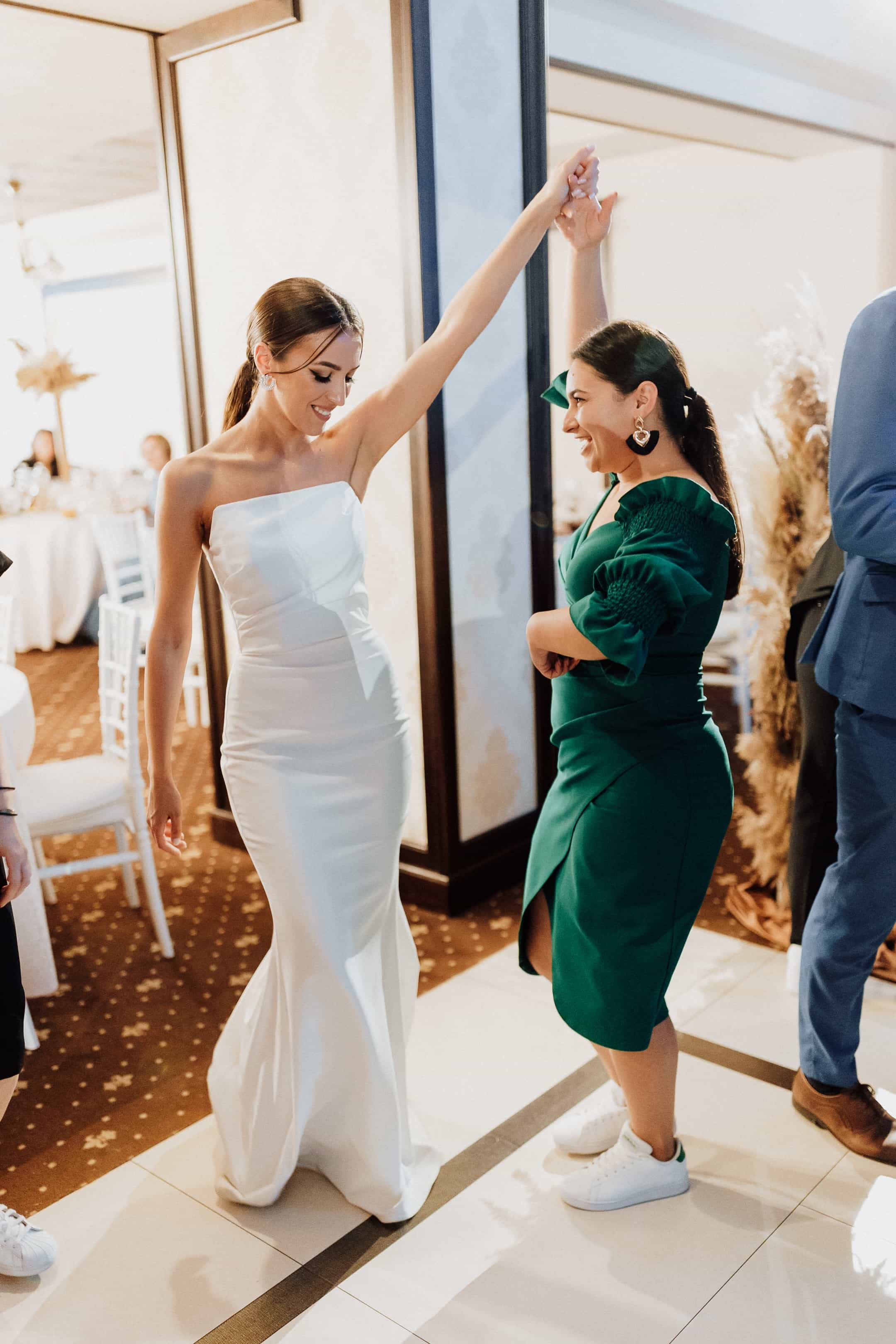 Stefanel & Elena. MovieFrames.ro