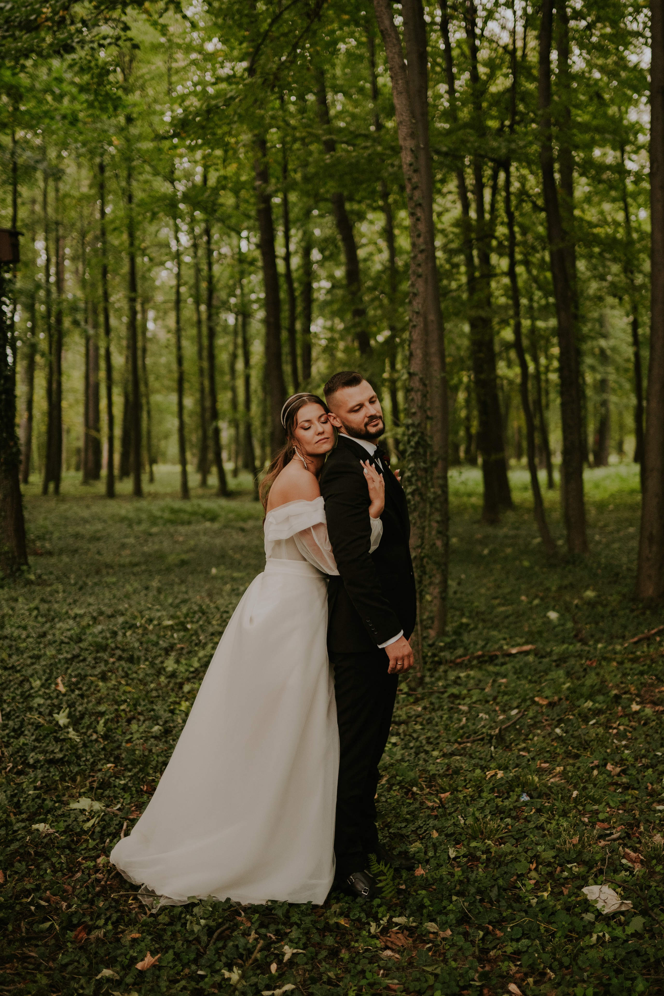 Sala Koralowa w Jaworzu: Opowieść o ślubie Nikoli i Kacpra. Karkowskafoto - fotografia miłości