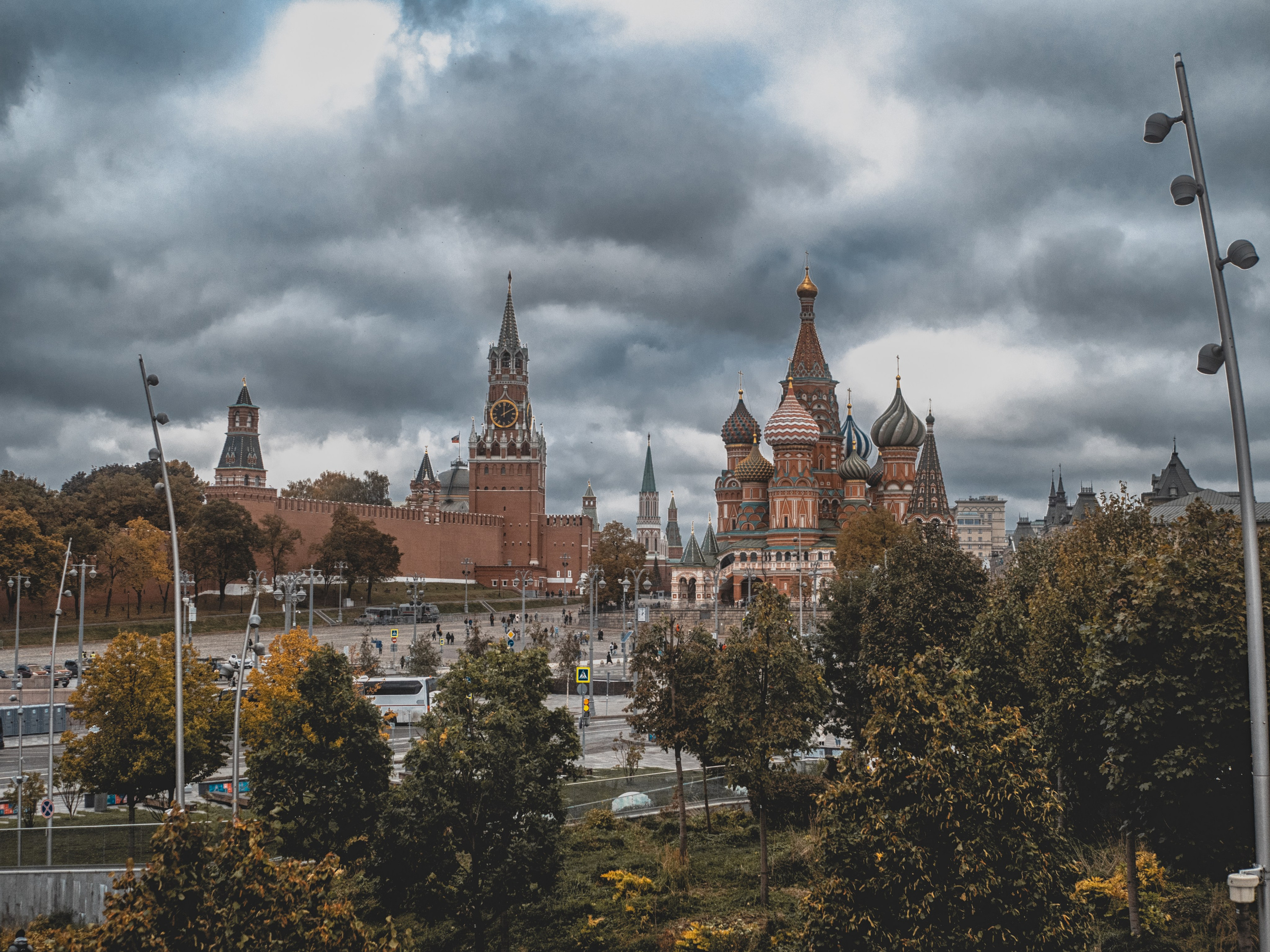 Прогулка вдоль набережной Москвы реки к парку Зарядье. Семейный и детский фотограф на Лазурном Берегу