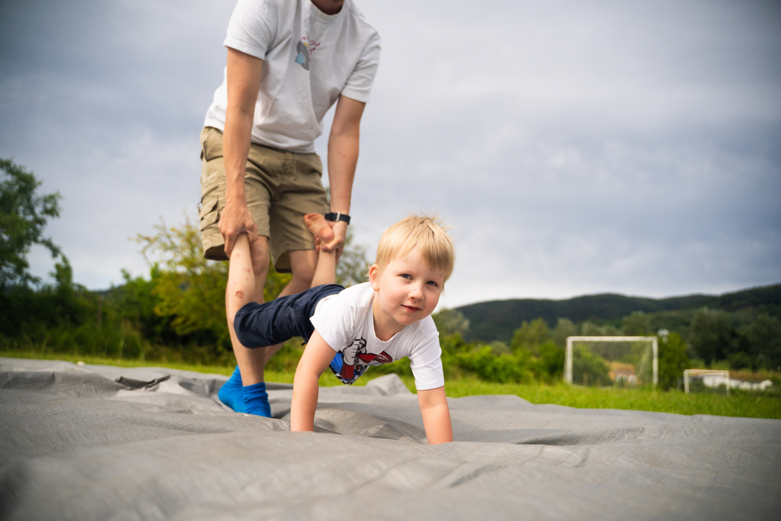 Детская игровая контактная импровизация. Семейные лагеря в Европе с Ниной Янечковой и Ириной Зиновьевой