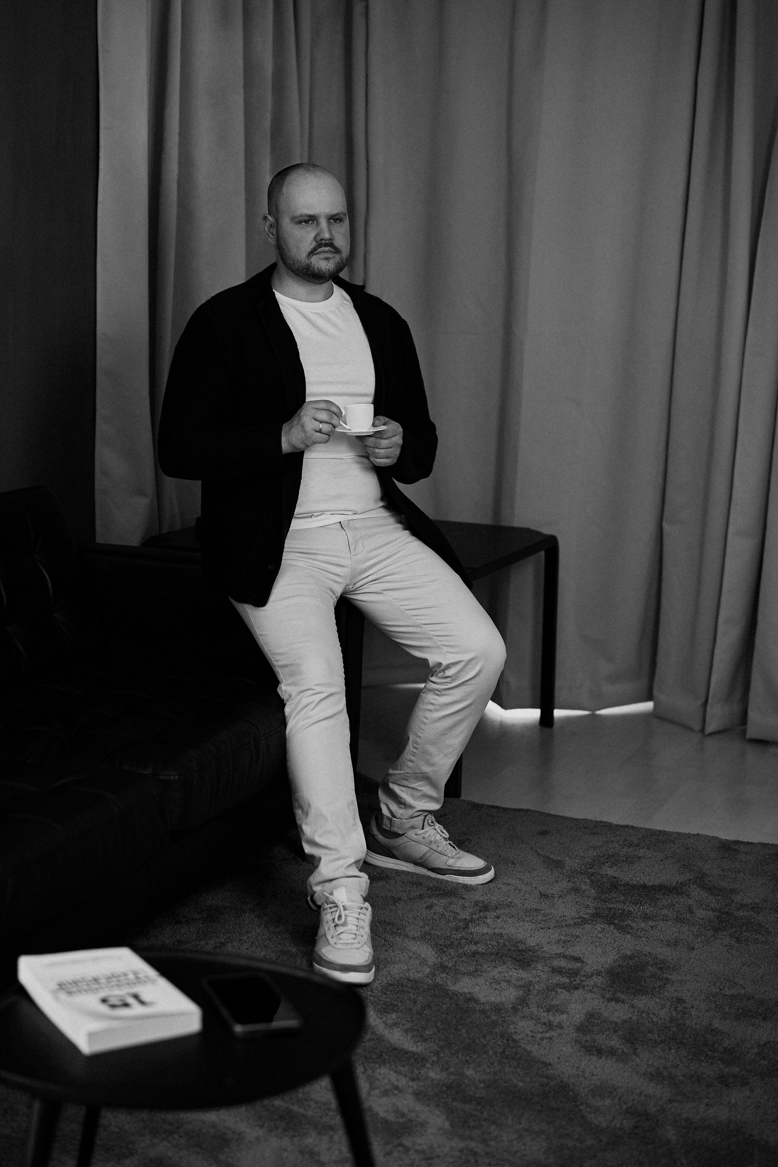 Денис. Бизнес портрет. Фотограф в Барселоне Жанна Захарченко