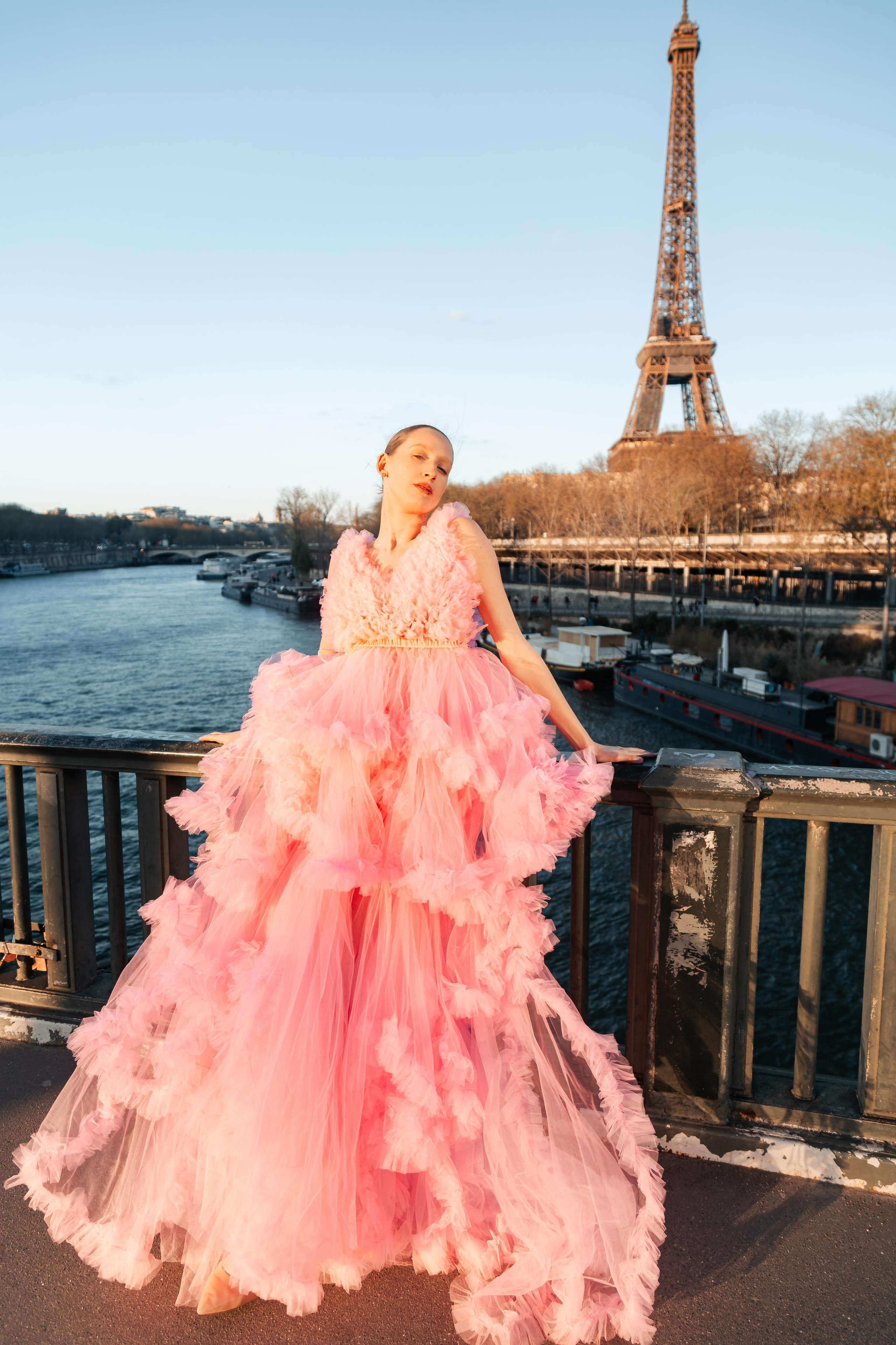 Tamara x Dresses. Photographer in Paris — Vitalii Motruk