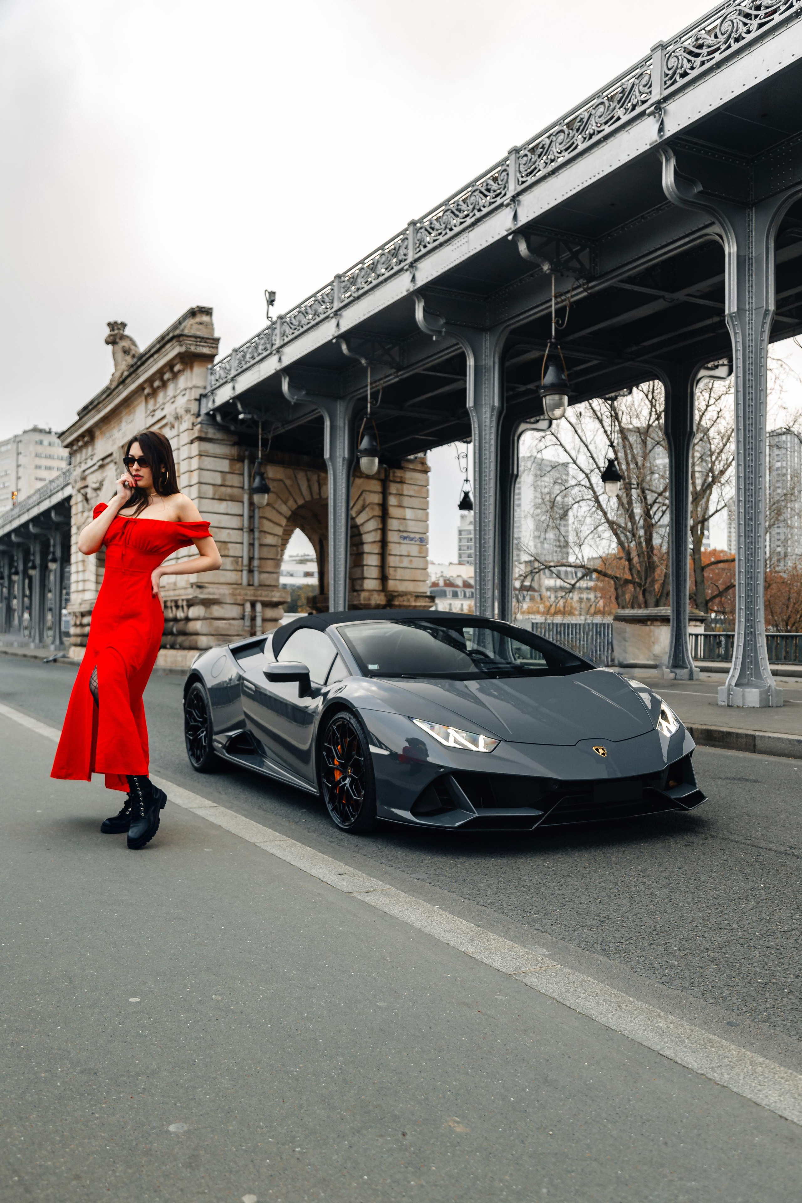 Nataliia x Lamborghini Huracan. Photographe de voitures à Paris — Vitalii Motruk