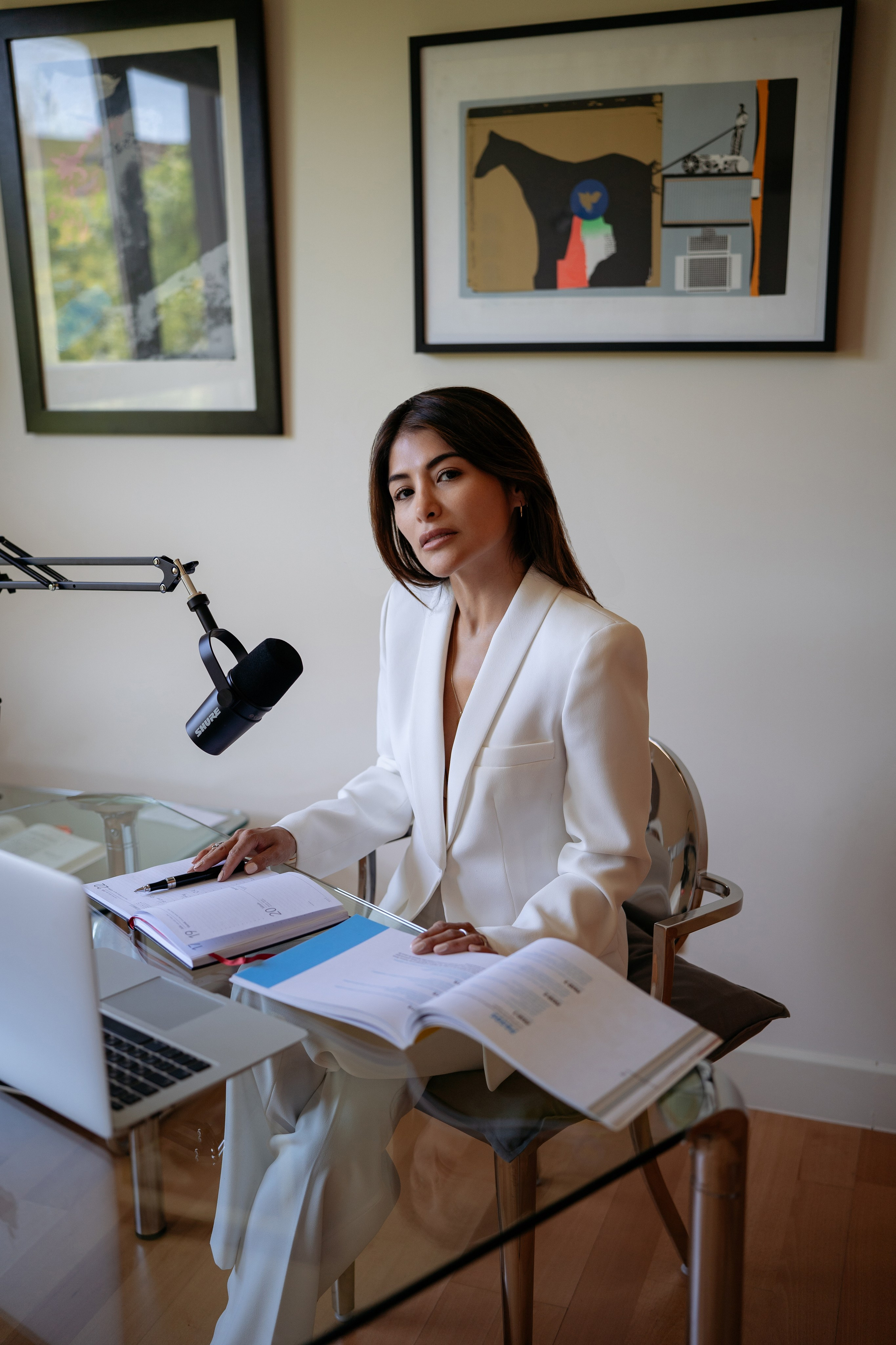 Business portraits photographer Madrid. Photographer in Madrid, Spain. Alyona Belyaninova