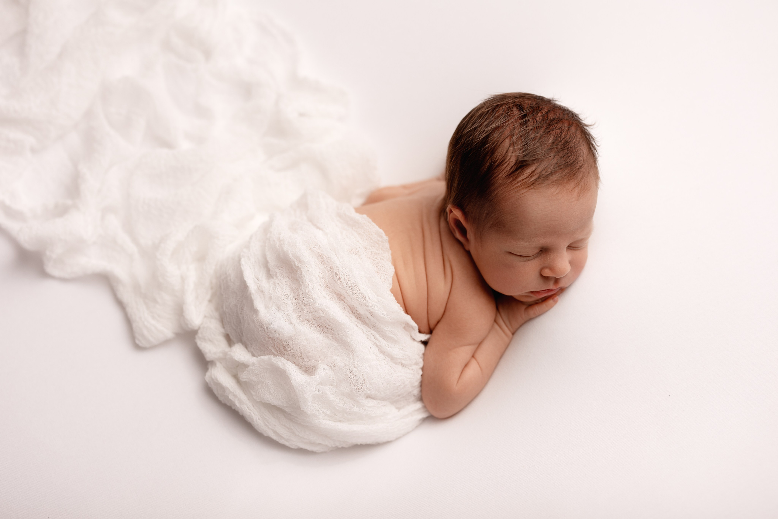 LEONARDO NEWBORN. Yulisphotography Ravenna - Fotografo Romagna // Fotografo Gravidanza