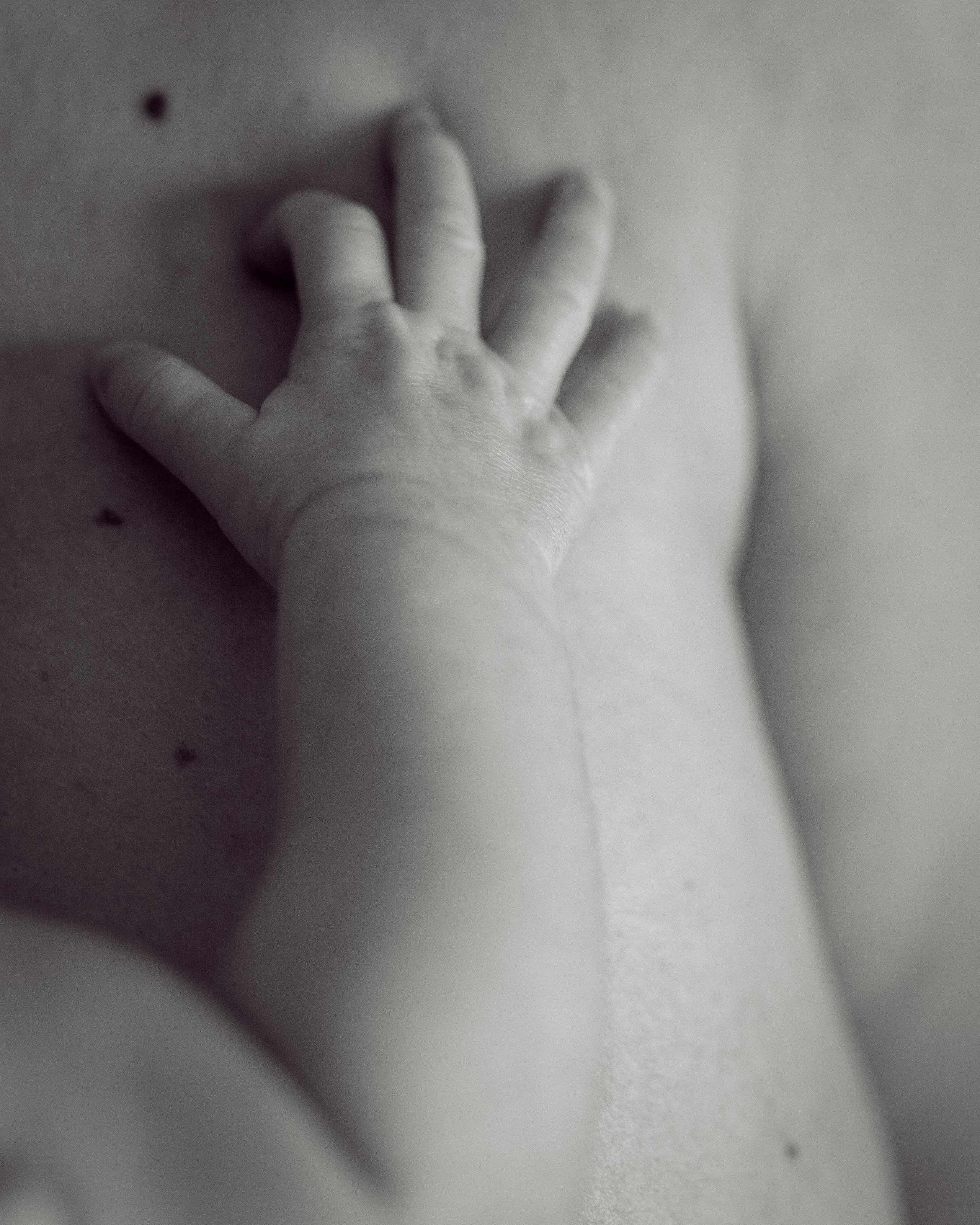 Engagement Love Story. Family Photographer in Greece