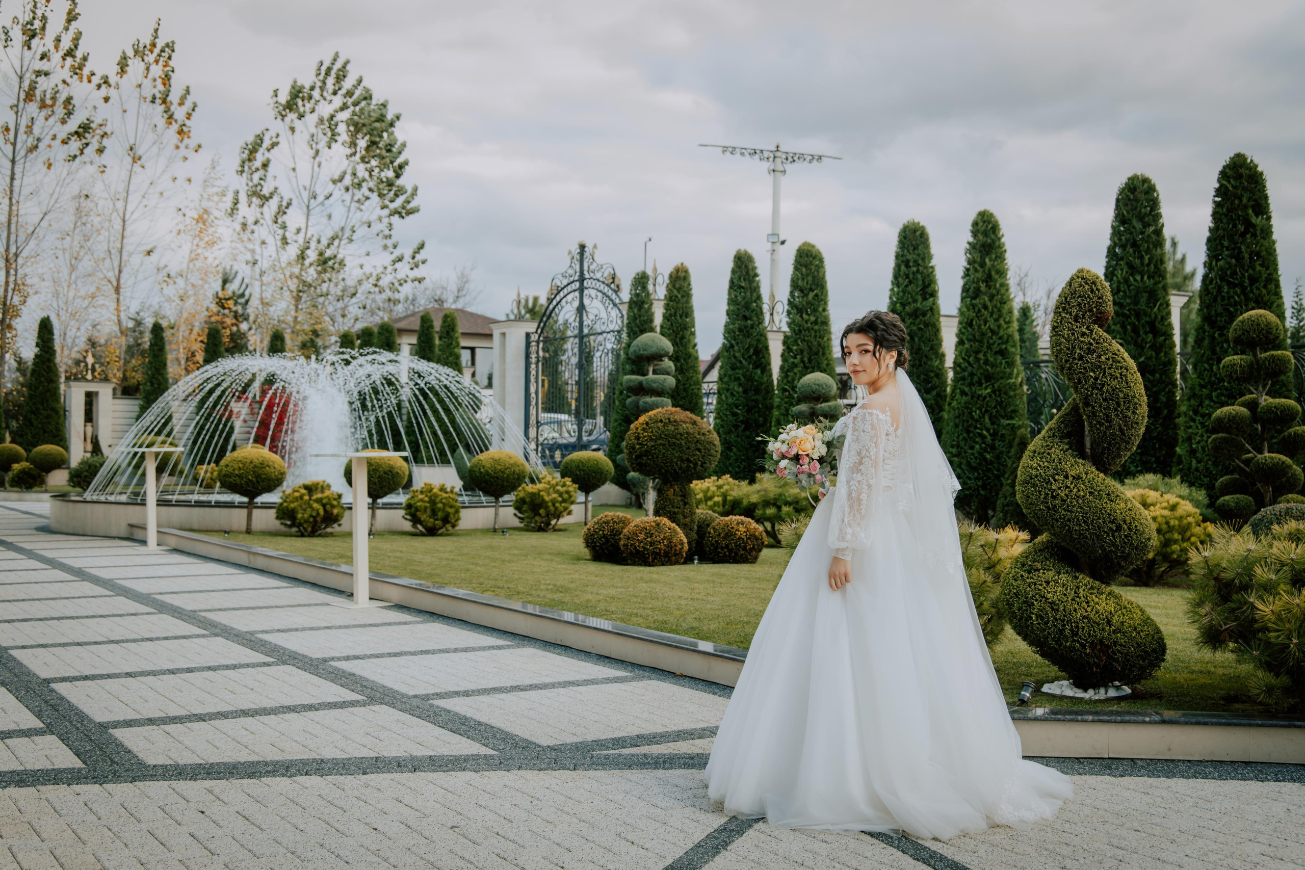 Grand Elisee - Dan & Liliana. Servicii foto-video!