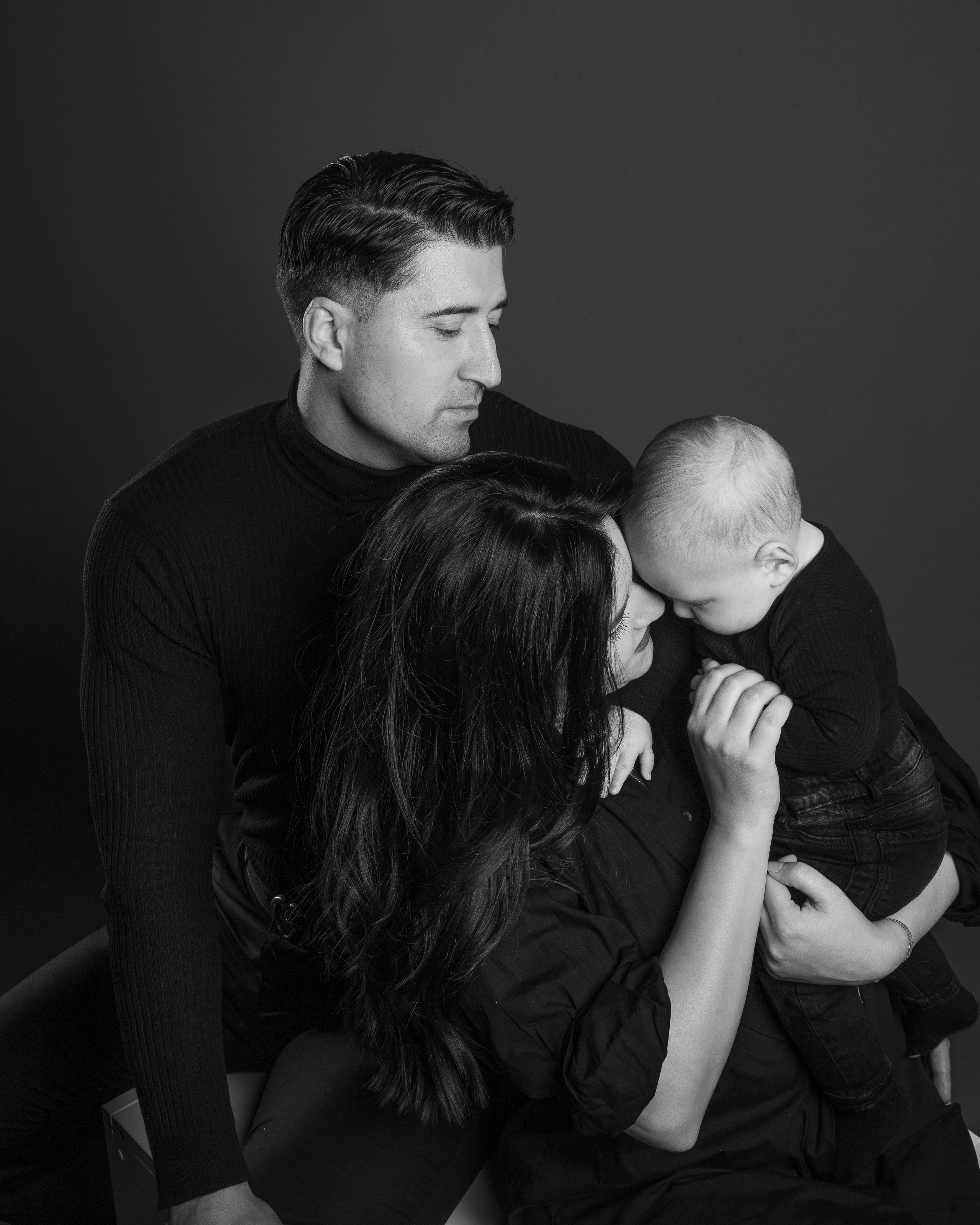 ValStudio. Https://valphoto.wfolio.pro/