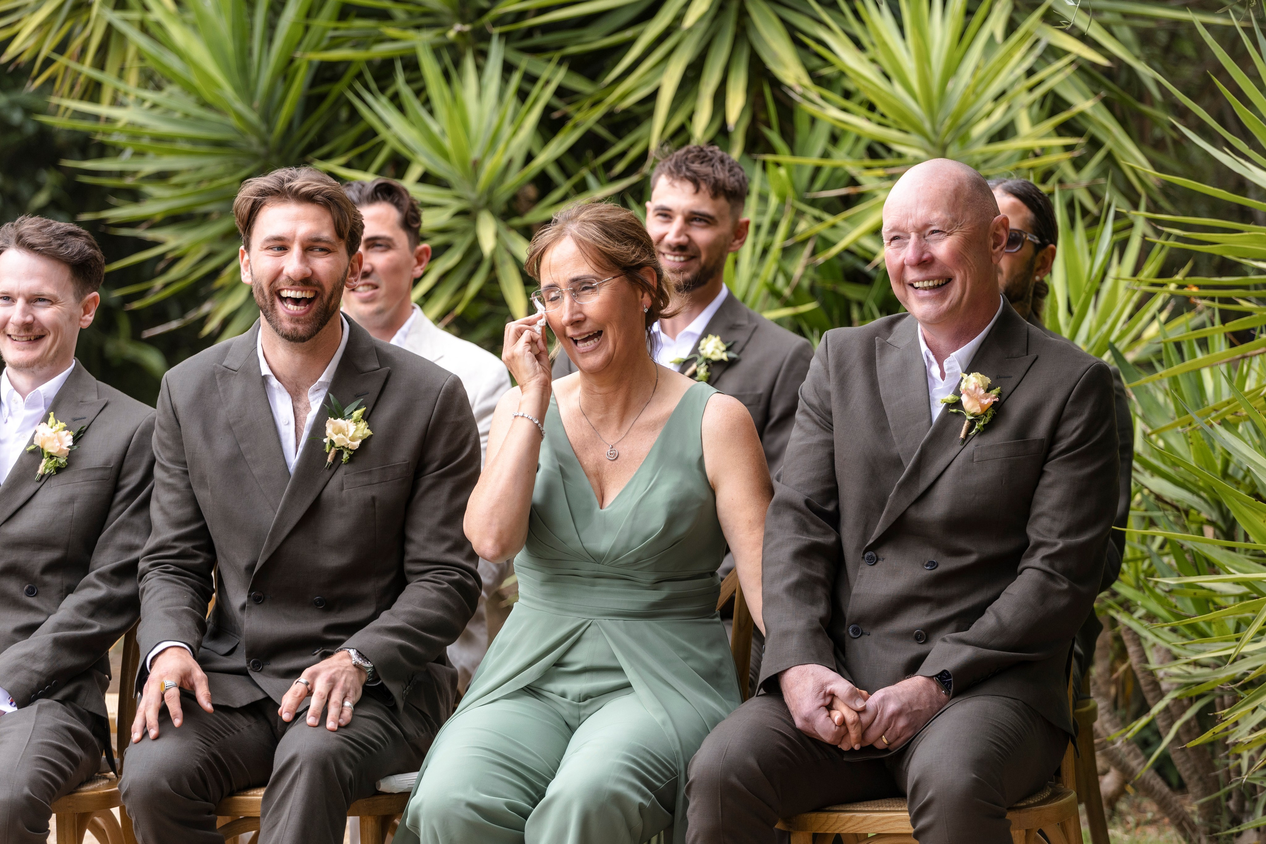 Свадьба в Château Du Puits Es Pratx — яркий день на юге Франции. Евгения Смирнова — фотограф в Тулузе и юго-западной Франции