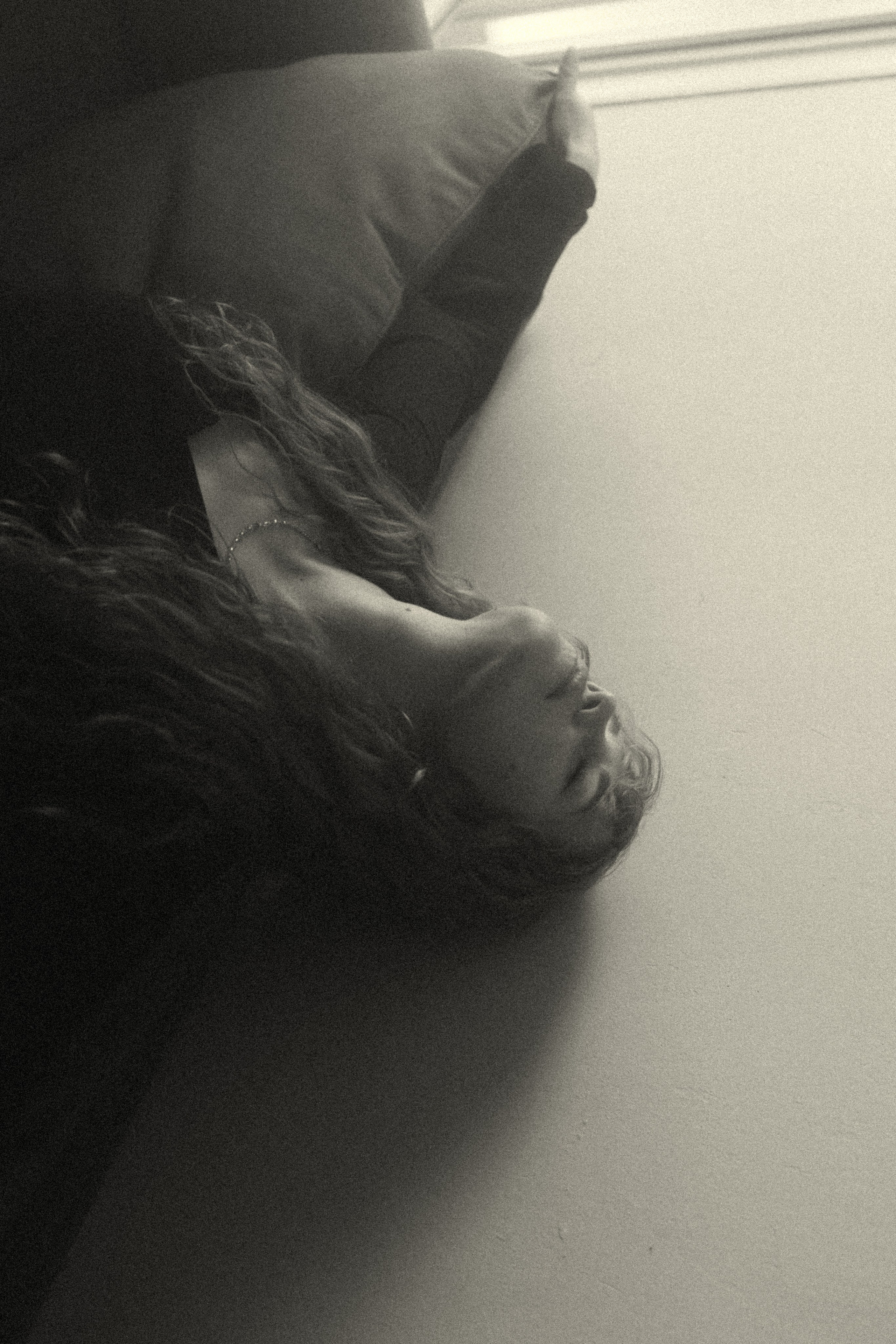 Sunrise. Histoires d’amour, séances photos de famille et de mariage en France