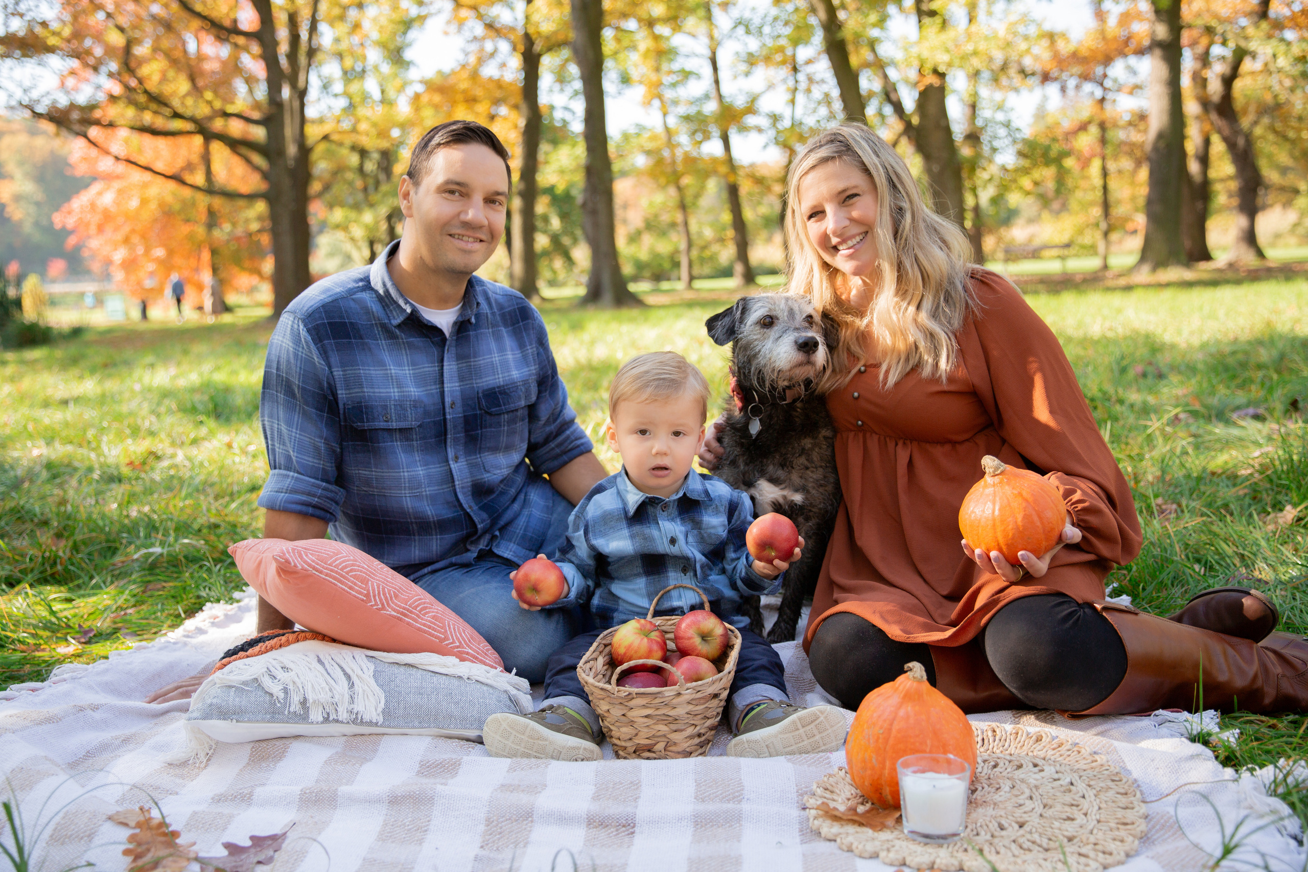 Autumn Photoshoot. Family Photographer in Prague Nigina Fattakh