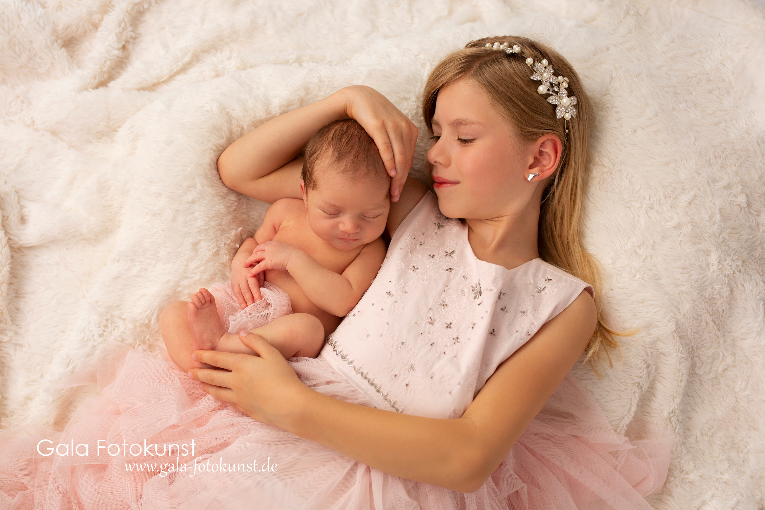 Neugeborene. Neugeborenen, Familien, Geschwister Fotografin aus Delmenhorst