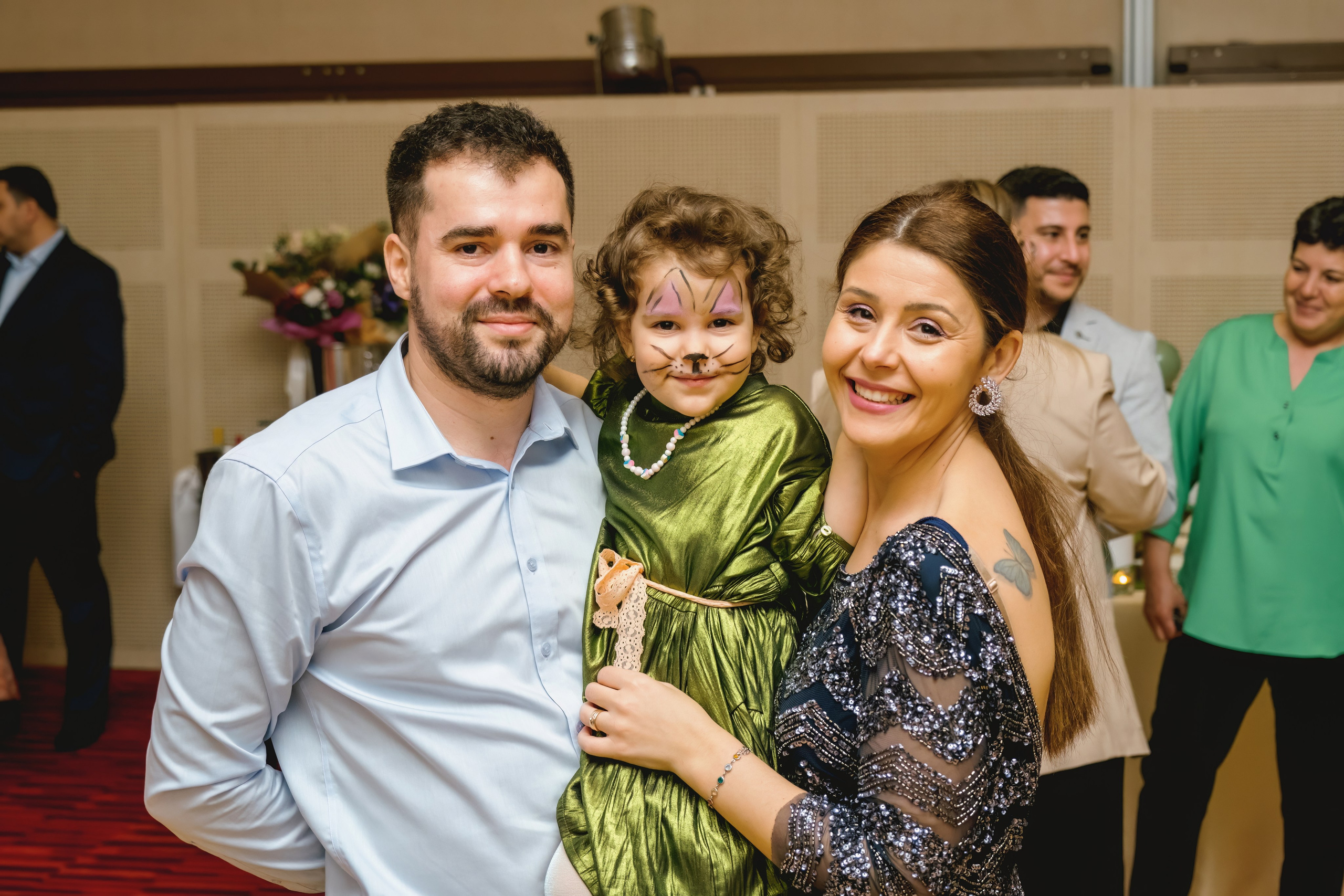 Fotografie De Botez MdimaFotoStudio. MDimaFotoStudio. Fotograf de nuntă, evenimente private și de familie