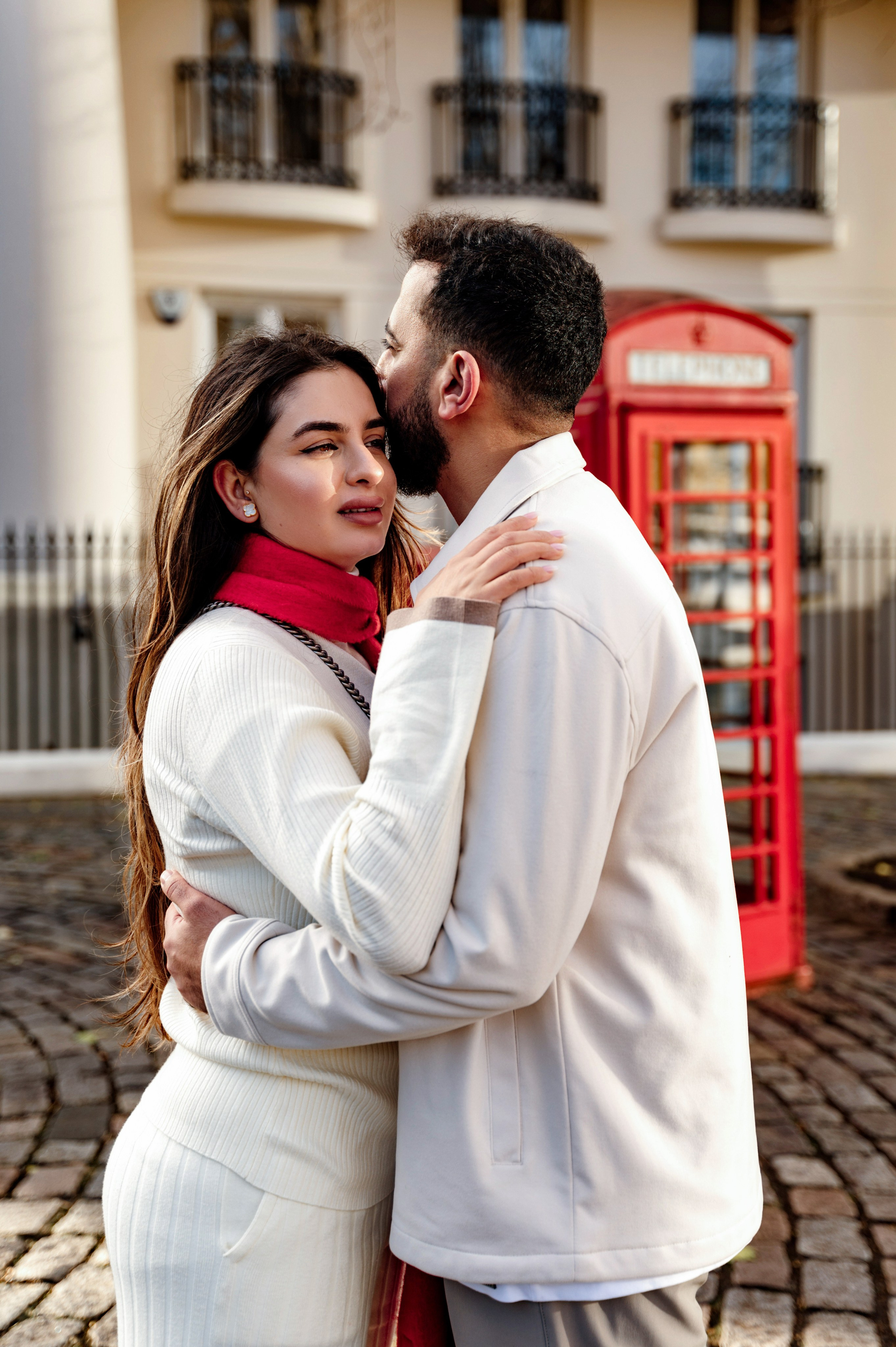 Tower Bridge Mahmood&Yalo. FAMILY AND WEDDING PHOTOGRAPHER IN LONDON MARINA RIVA