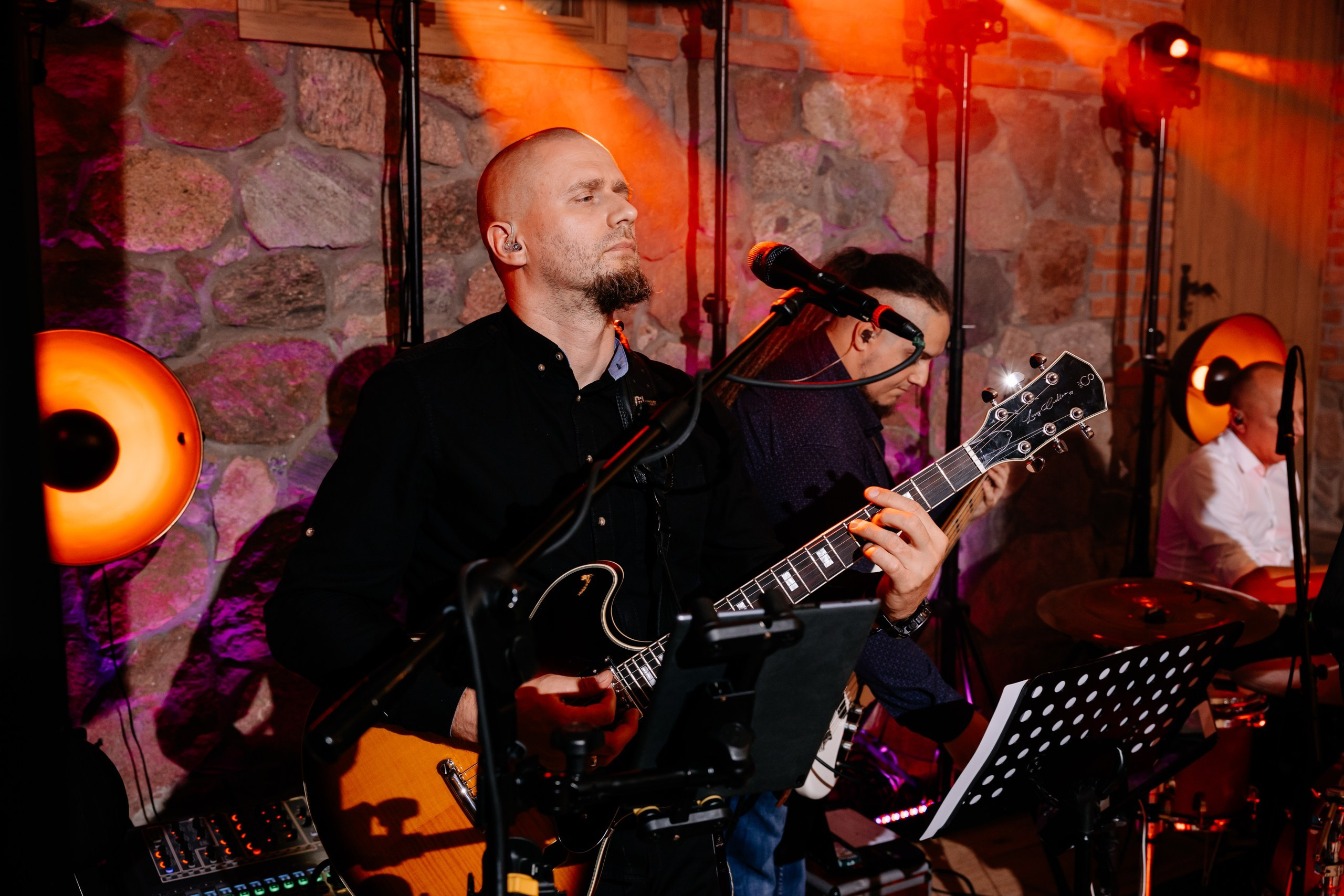 Wiki ♡ Przemek. Fotograf Ślubny Warszawa - Sesje Biznesowe Rodzinne Eventy