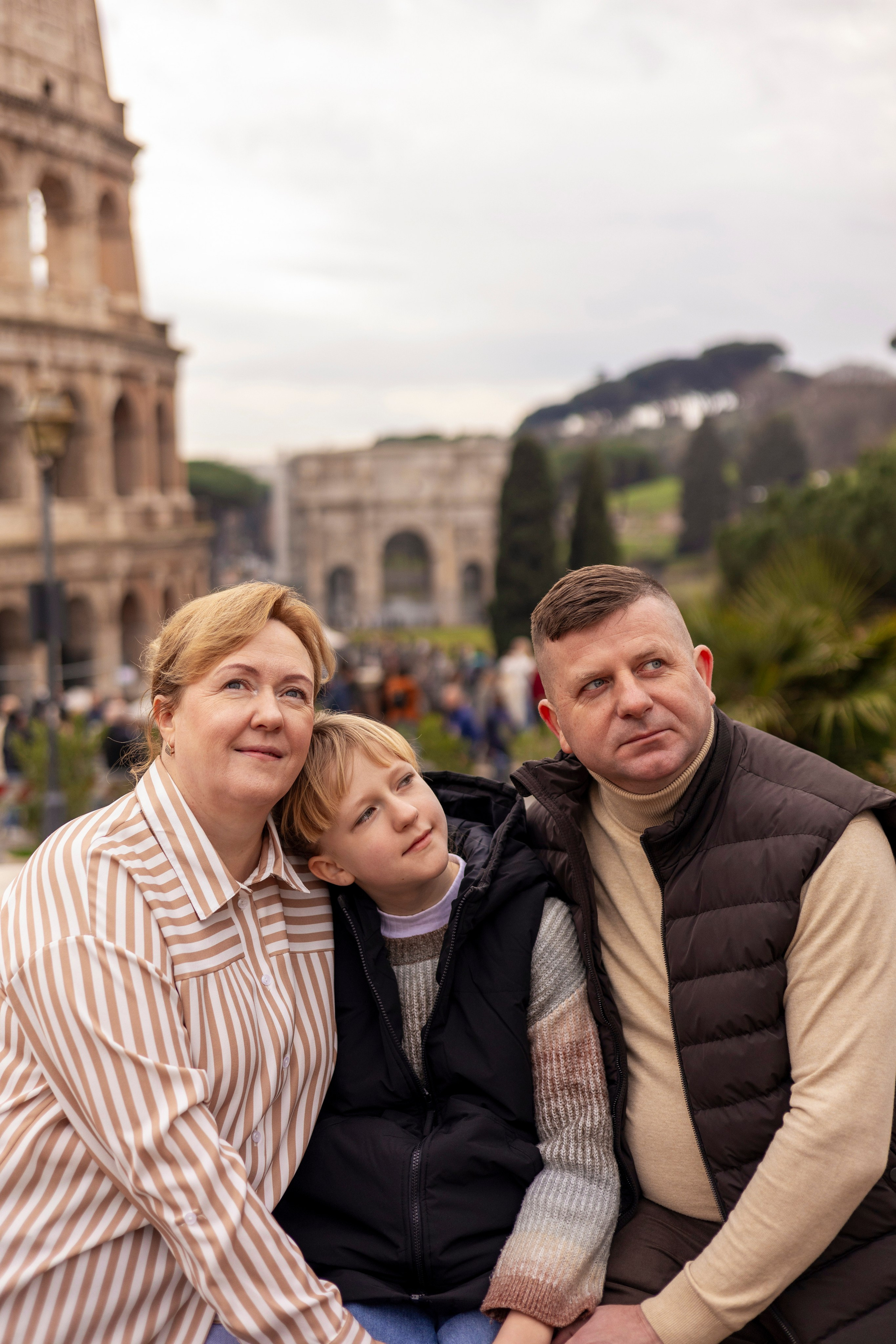 FAMILY. Hi! My name is Irena, and I’m a professional photographer specializing in family photography, love stories, and individual photoshoots