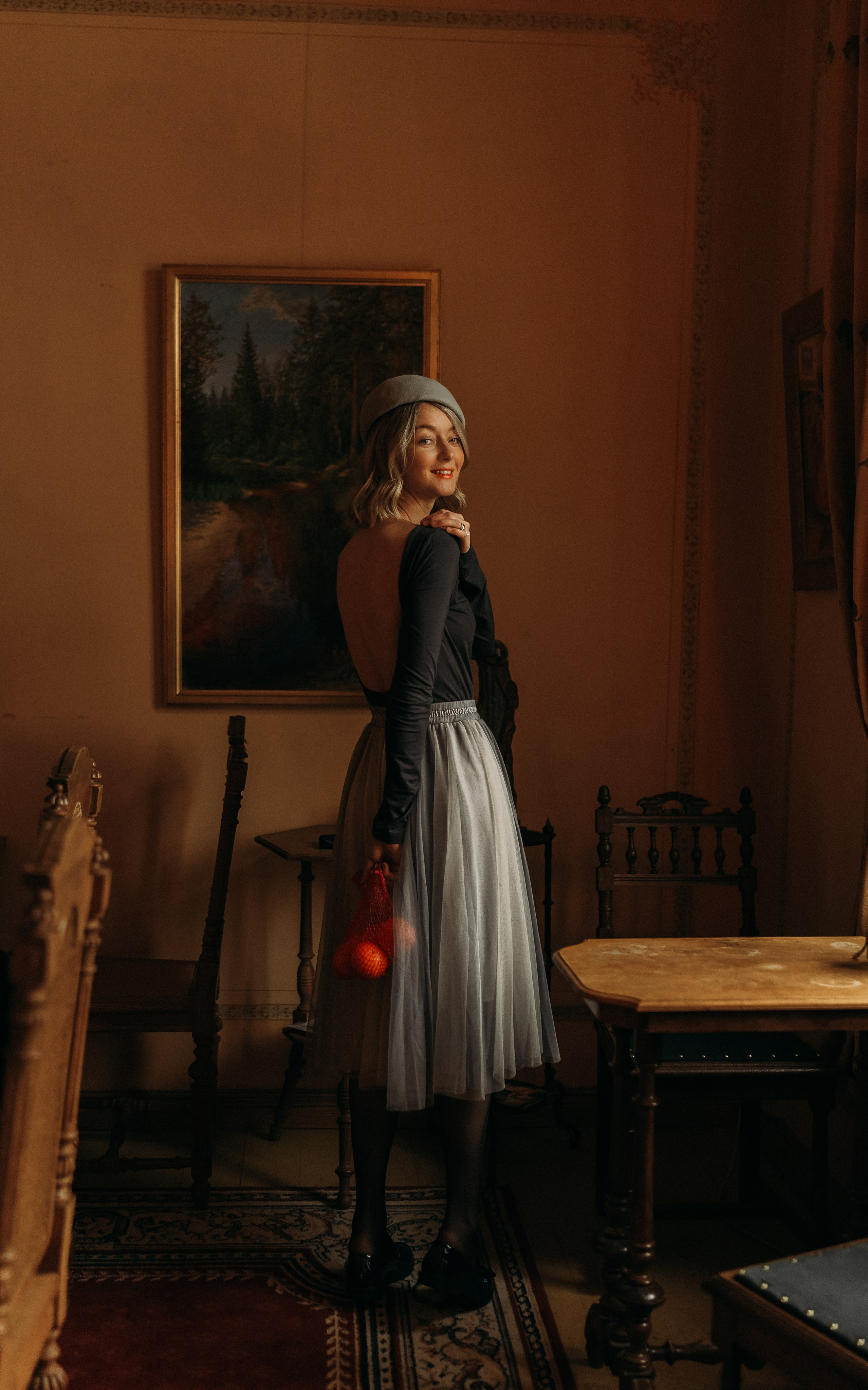 Woman phoshoot. Wedding and portrait photographer in Helsinki Vickan O