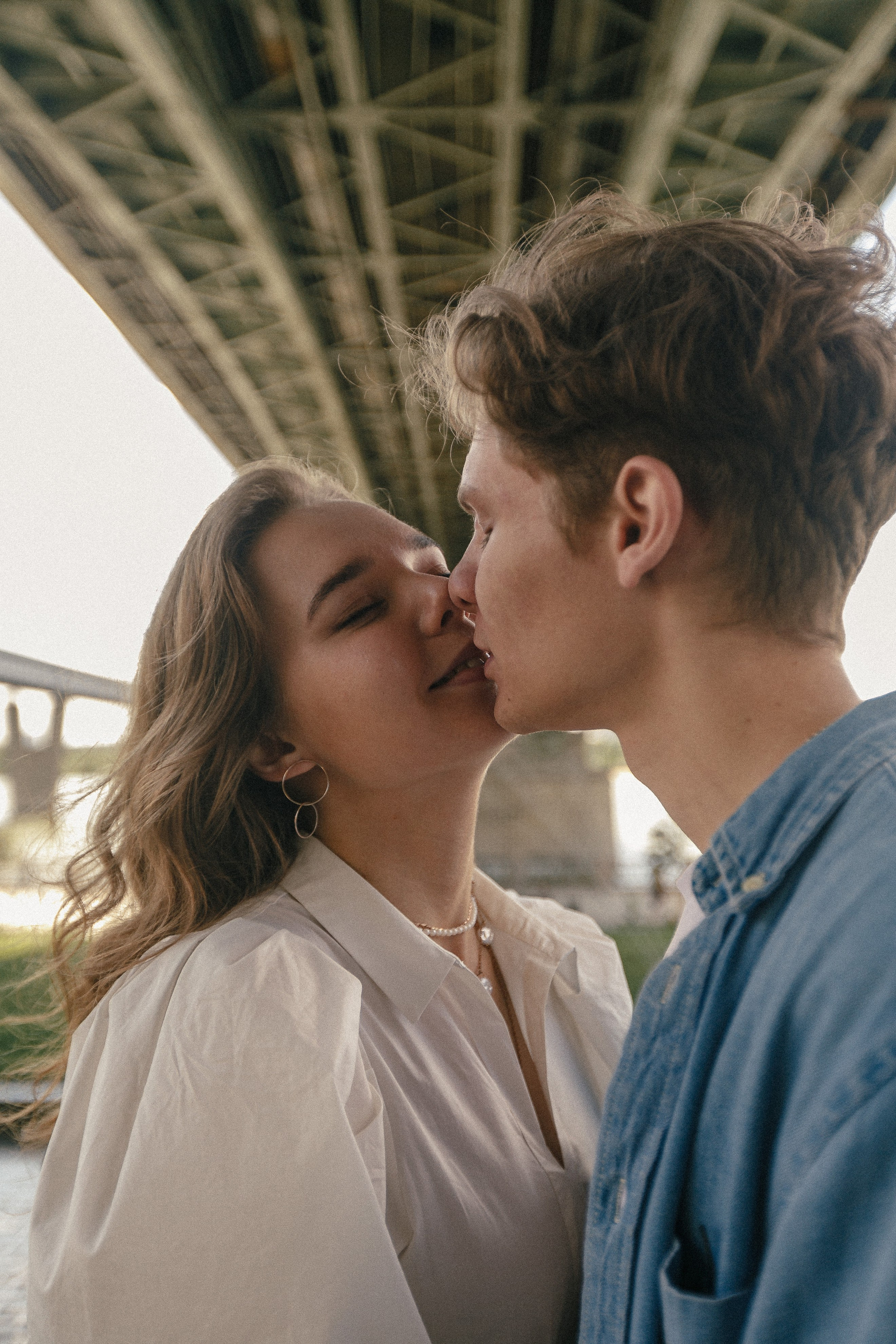 Camina por el terraplén. Fotógrafo de retrato, familia y reportajes en Valencia | España | Europa Vitalii Lumier
